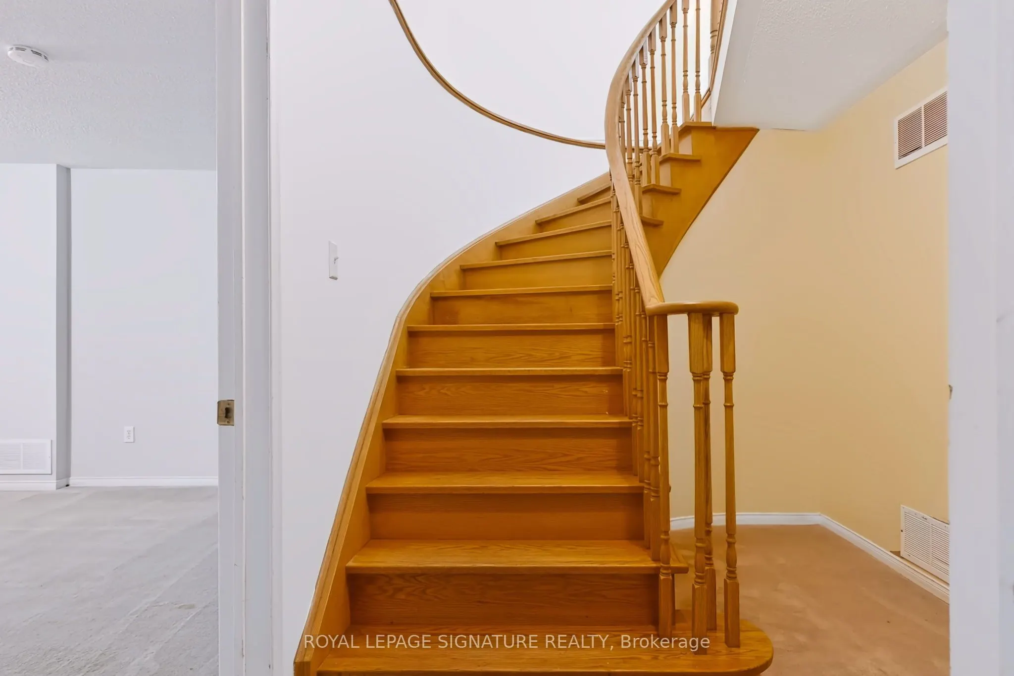 63 Woodroof Crescent