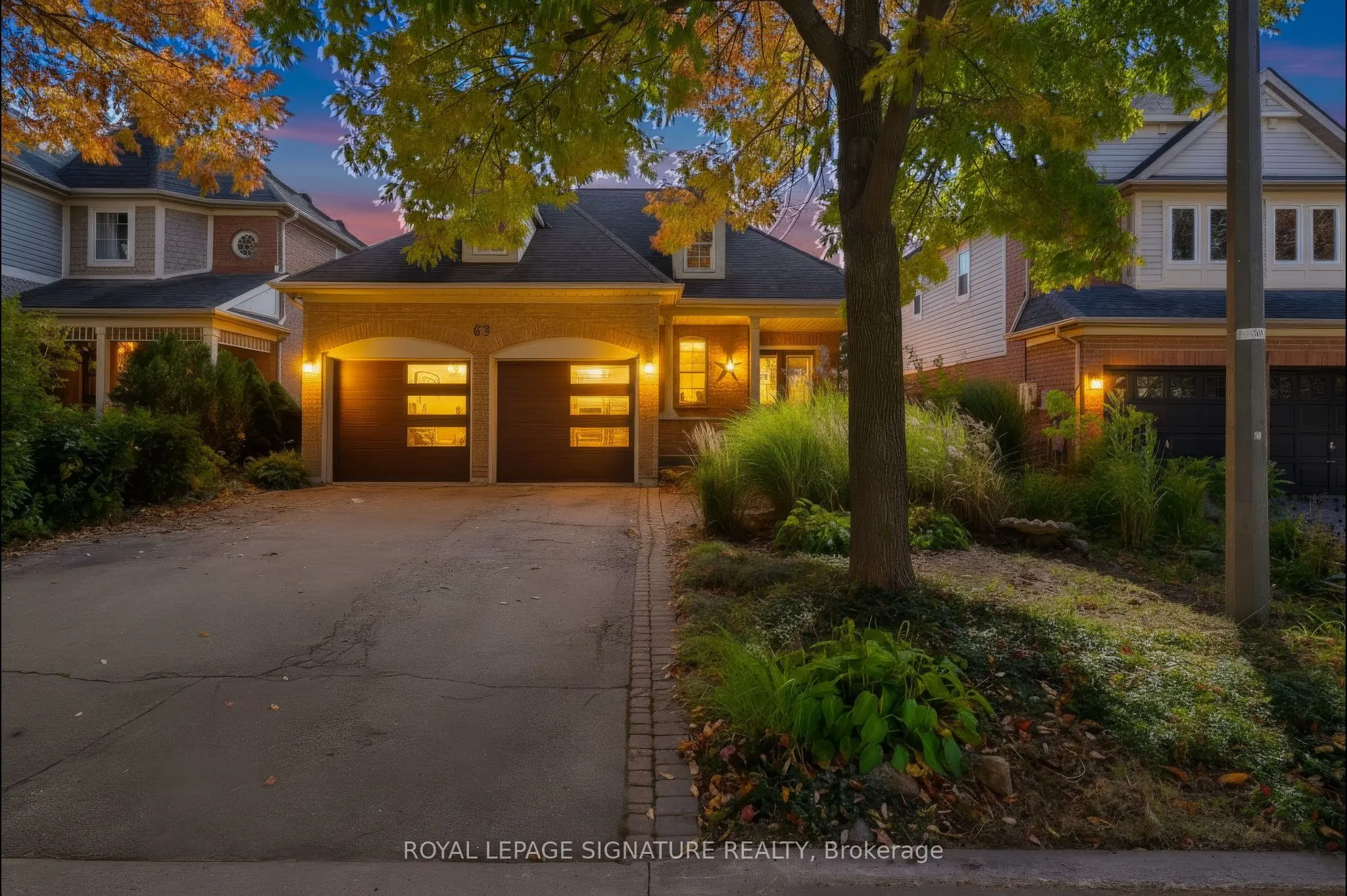 63 Woodroof Crescent