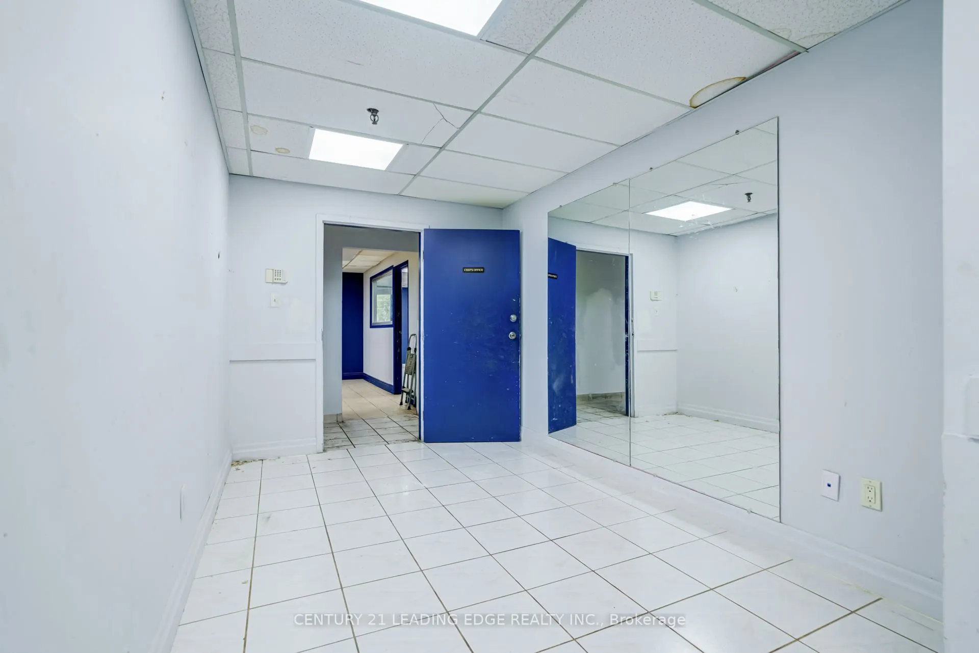 7601 Jane Street #2ND FLR