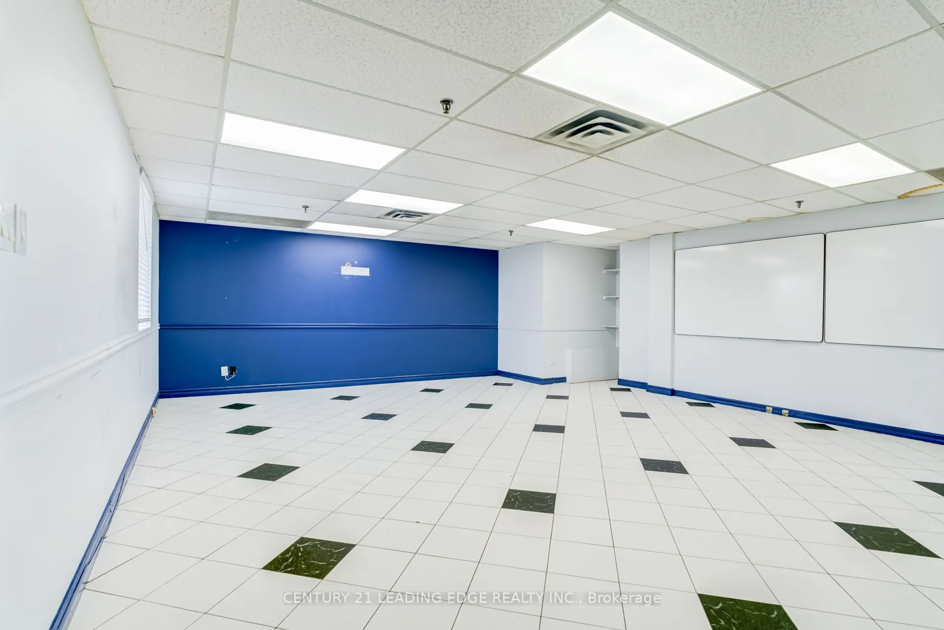7601 Jane Street #2ND FLR