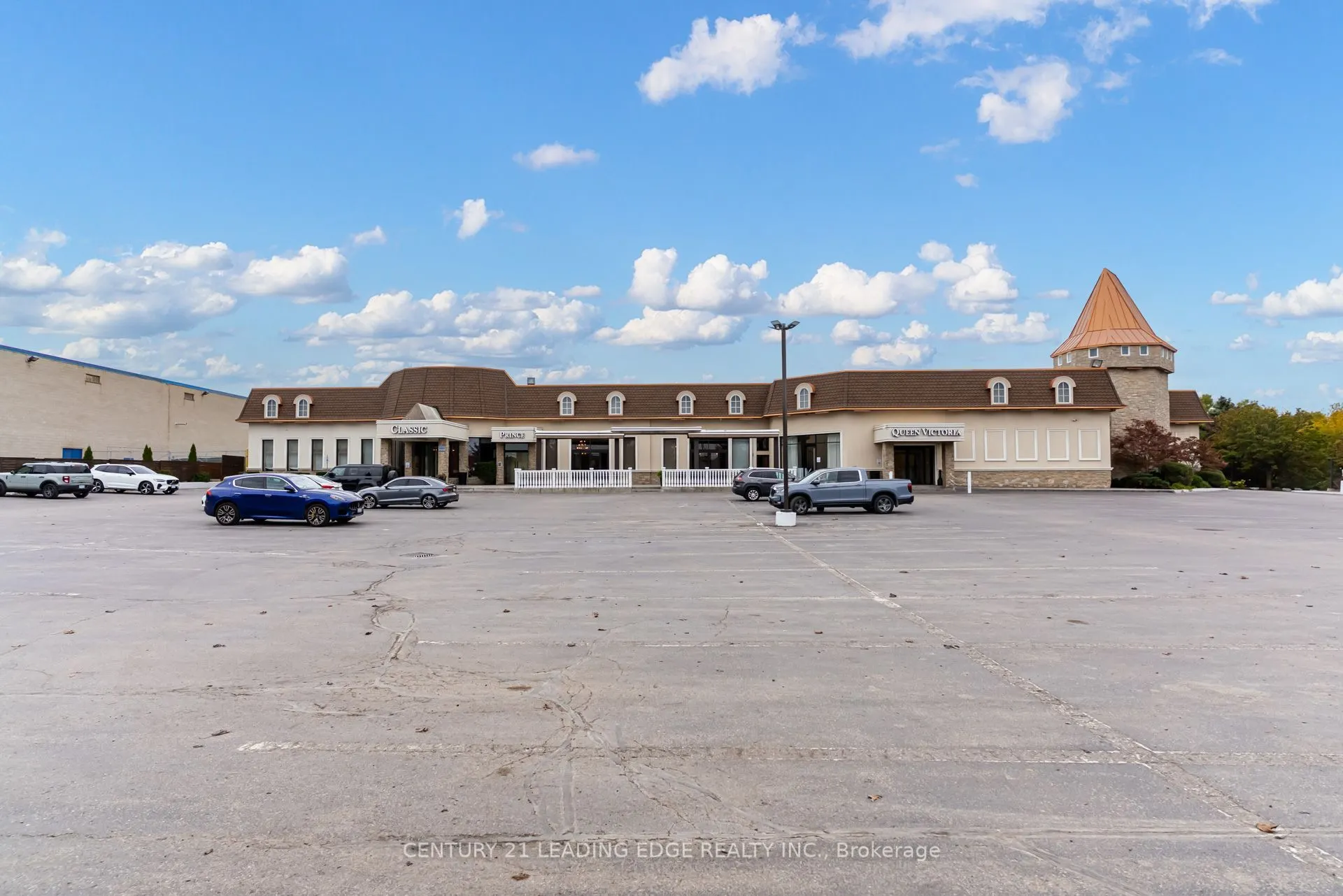 7601 Jane Street #2ND FLR