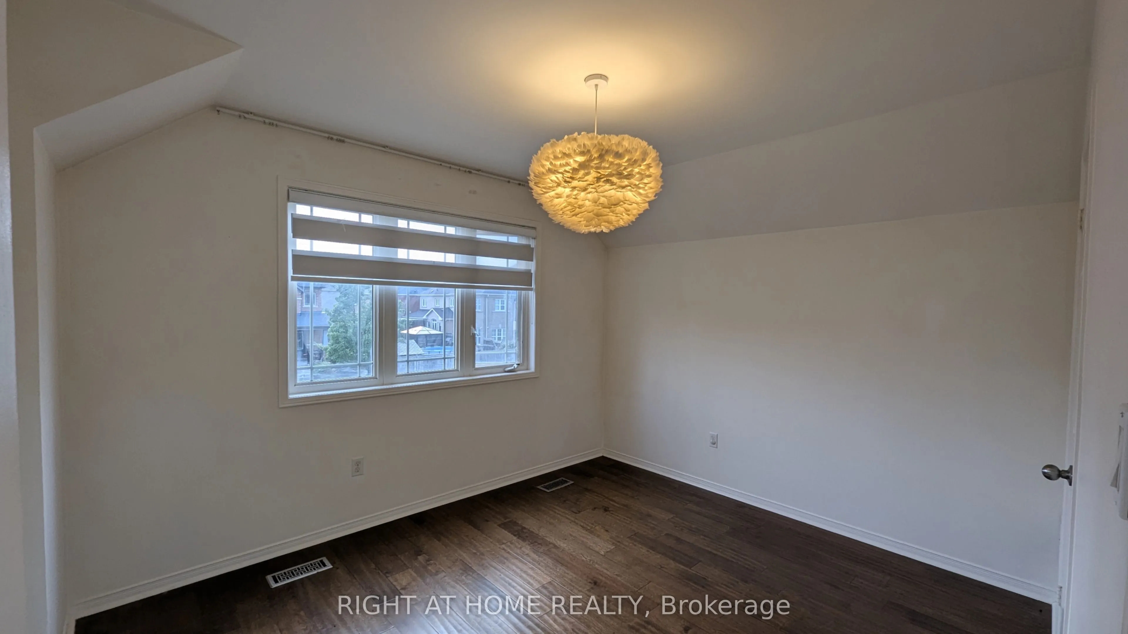 5 Faris Street #MAIN & UPPER