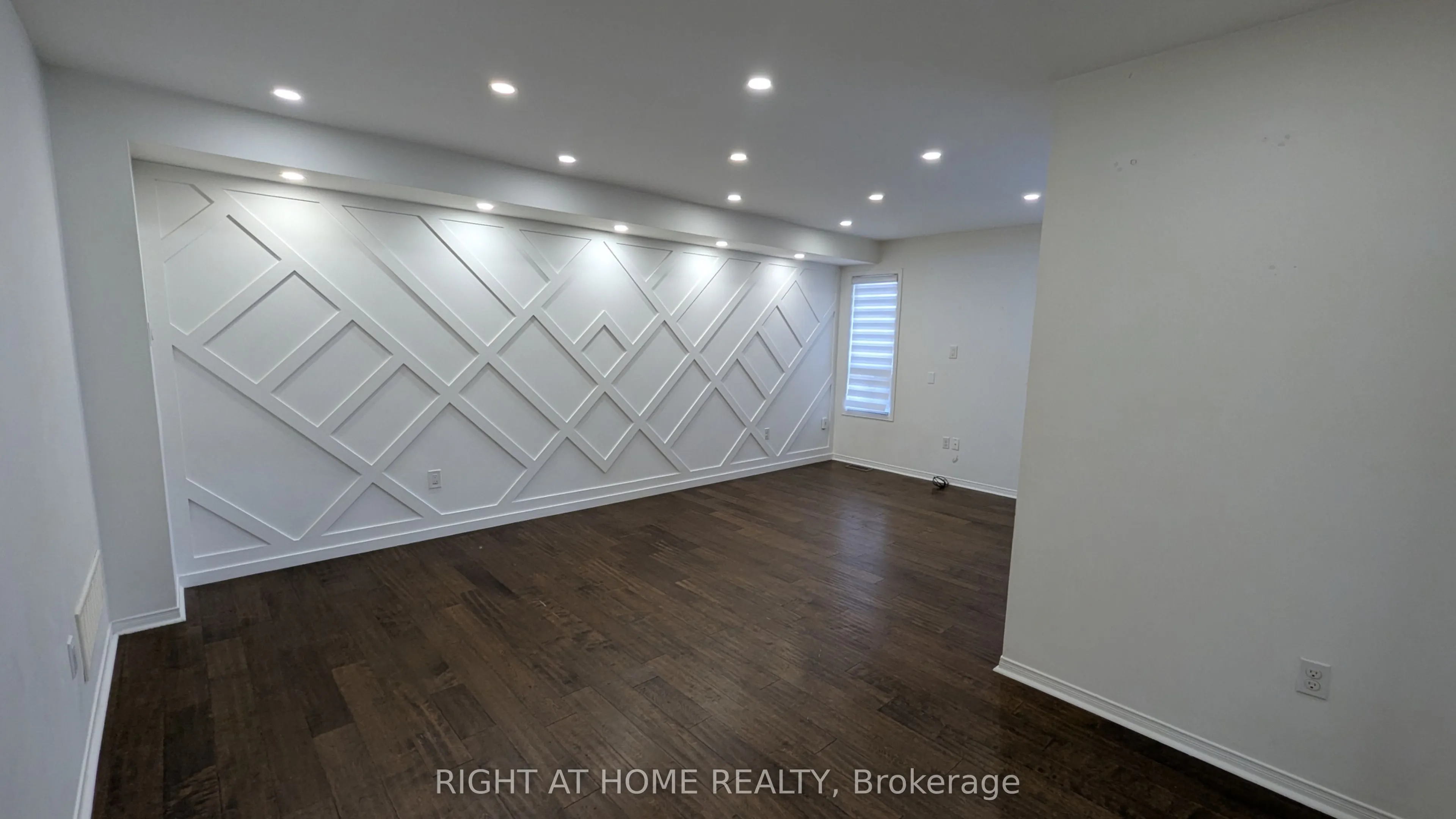 5 Faris Street #MAIN & UPPER