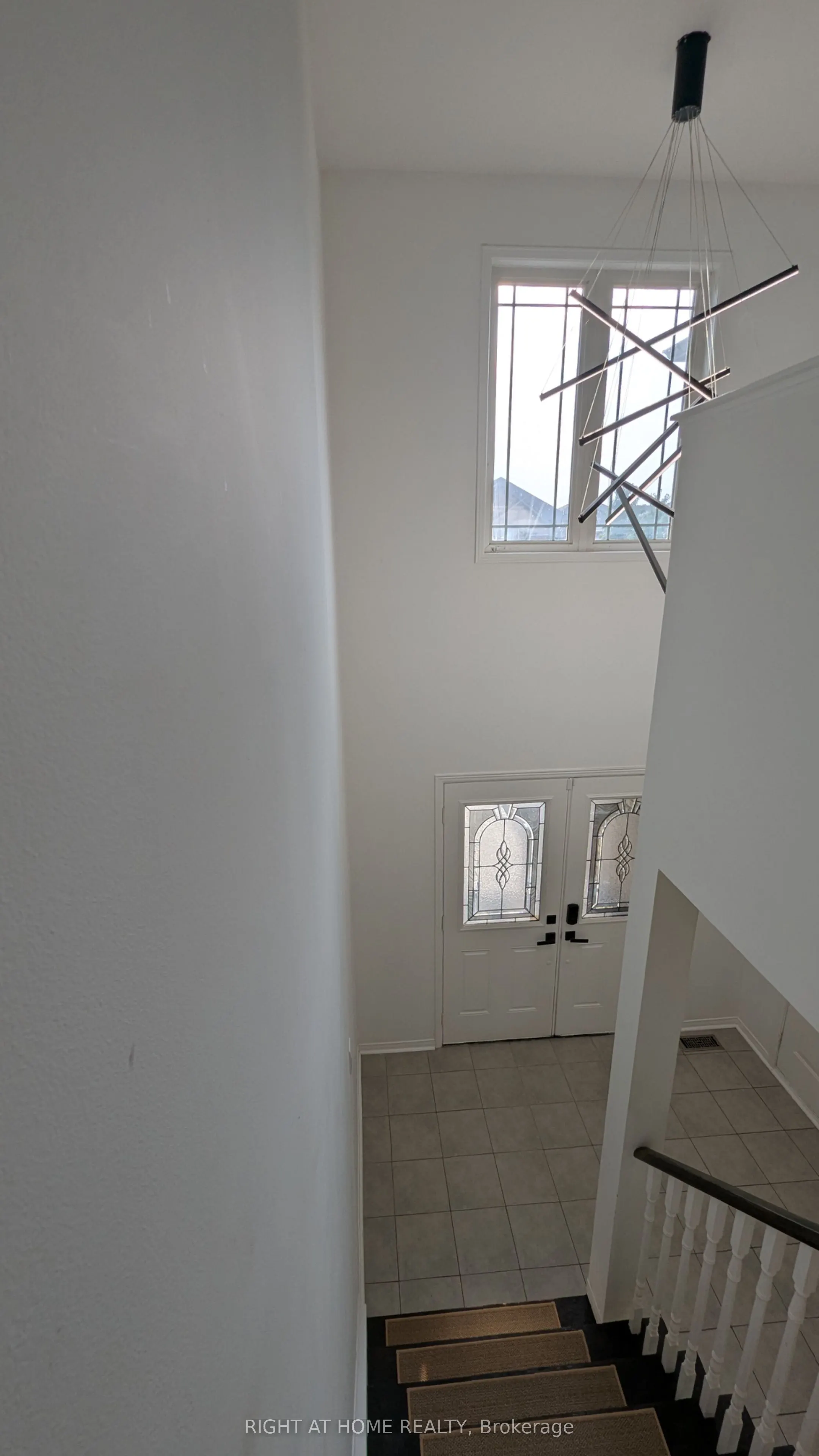 5 Faris Street #MAIN & UPPER