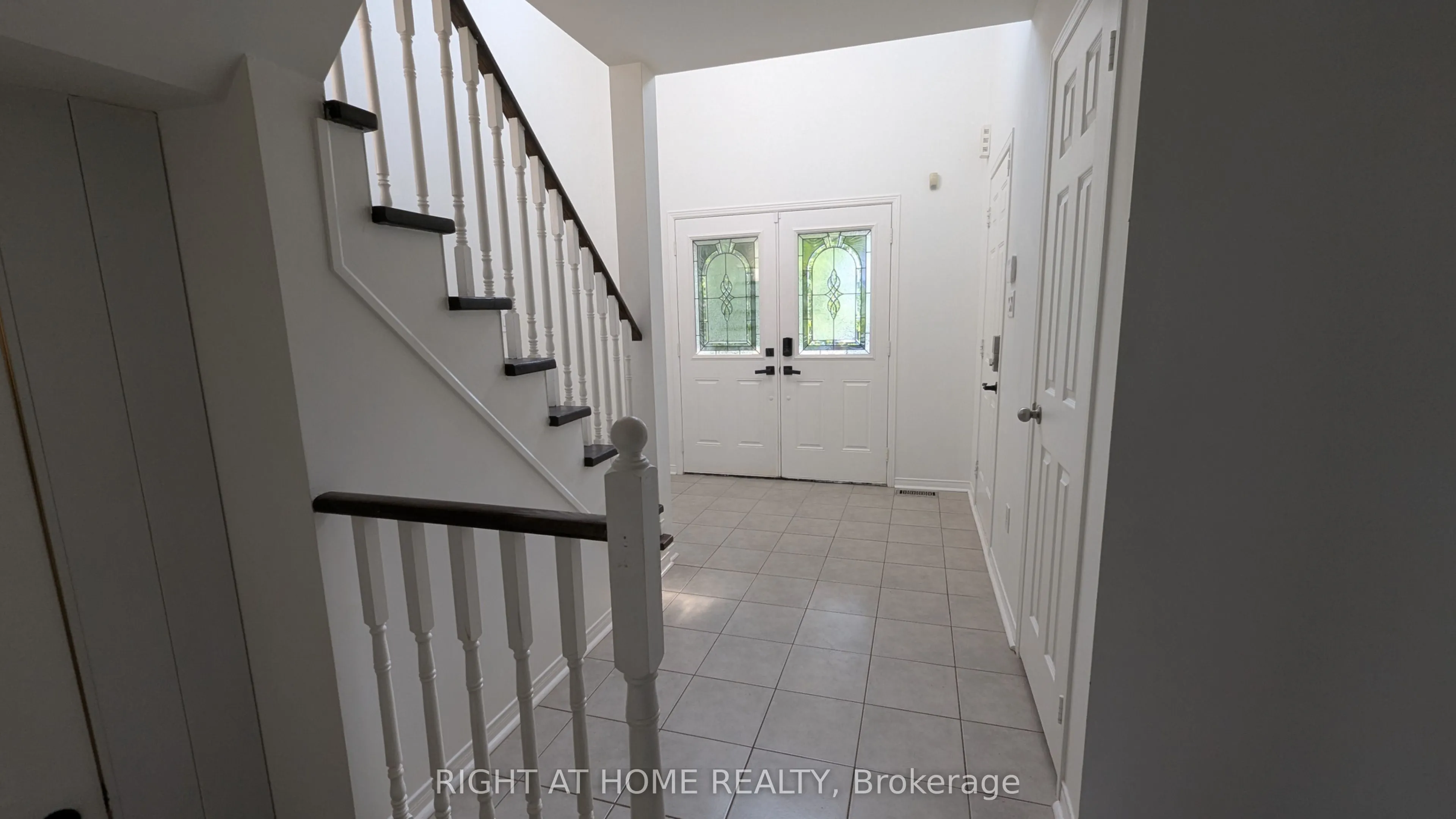 5 Faris Street #MAIN & UPPER