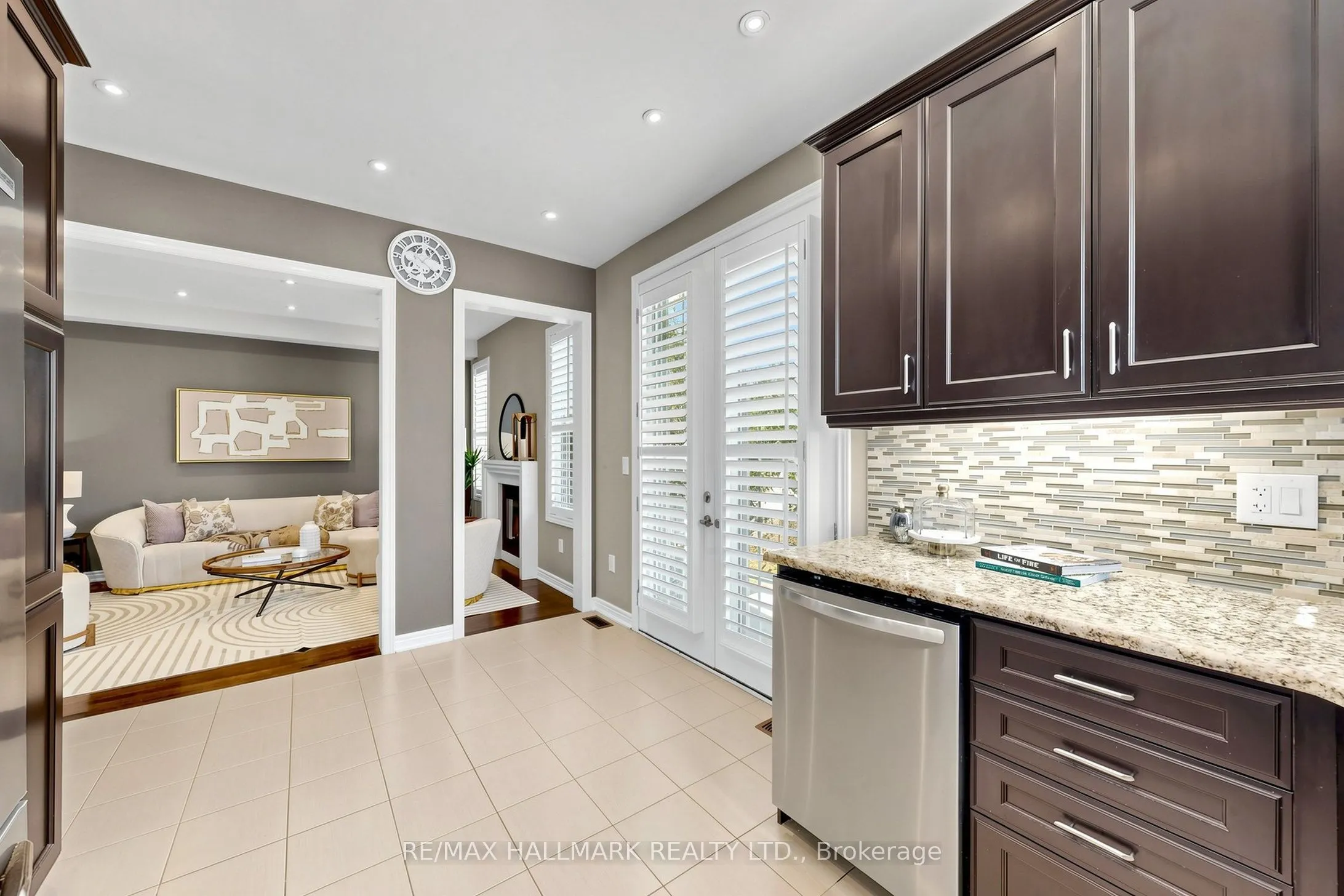 1 Bassview Court