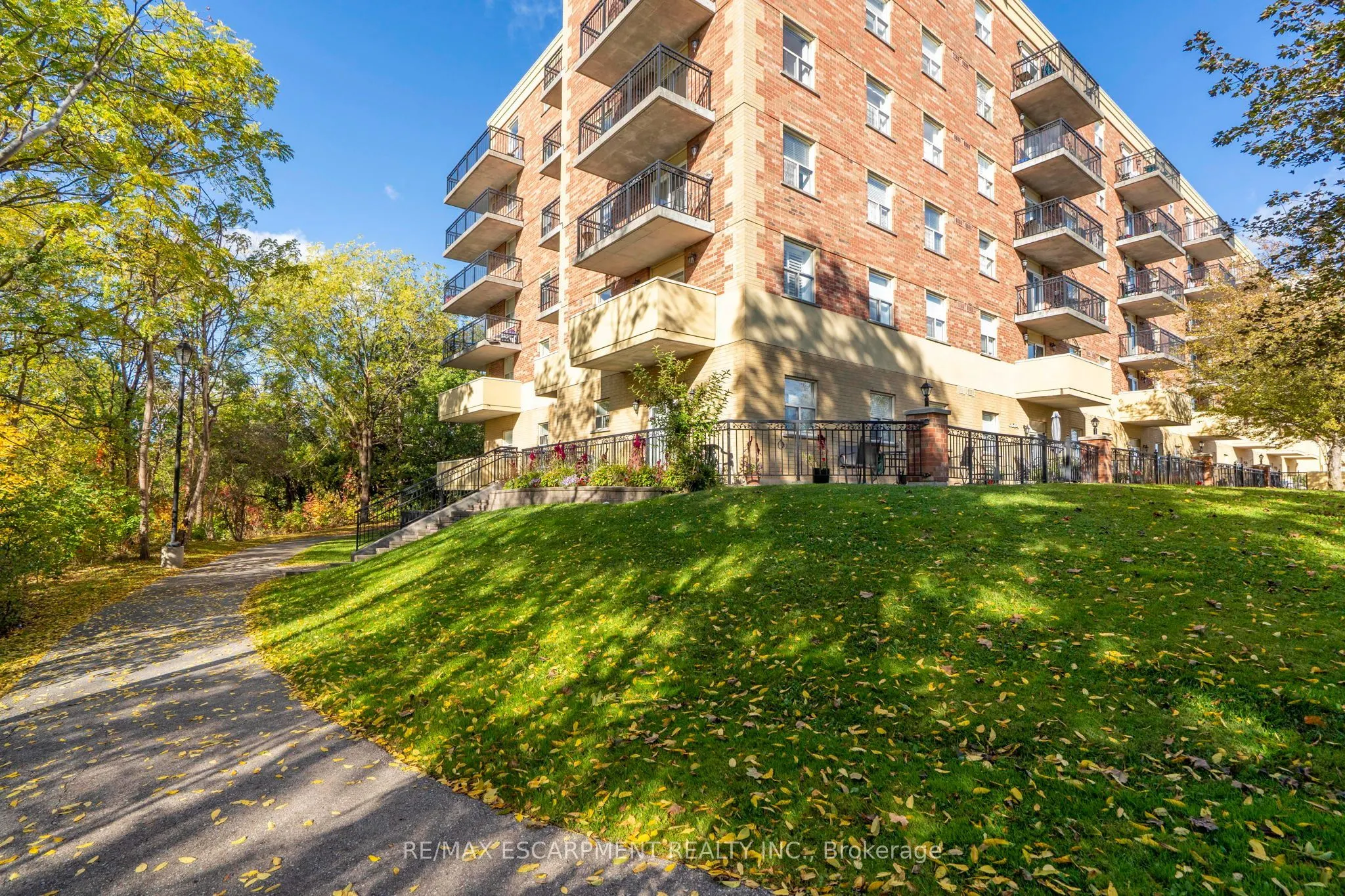 7373 Martingrove Road #223