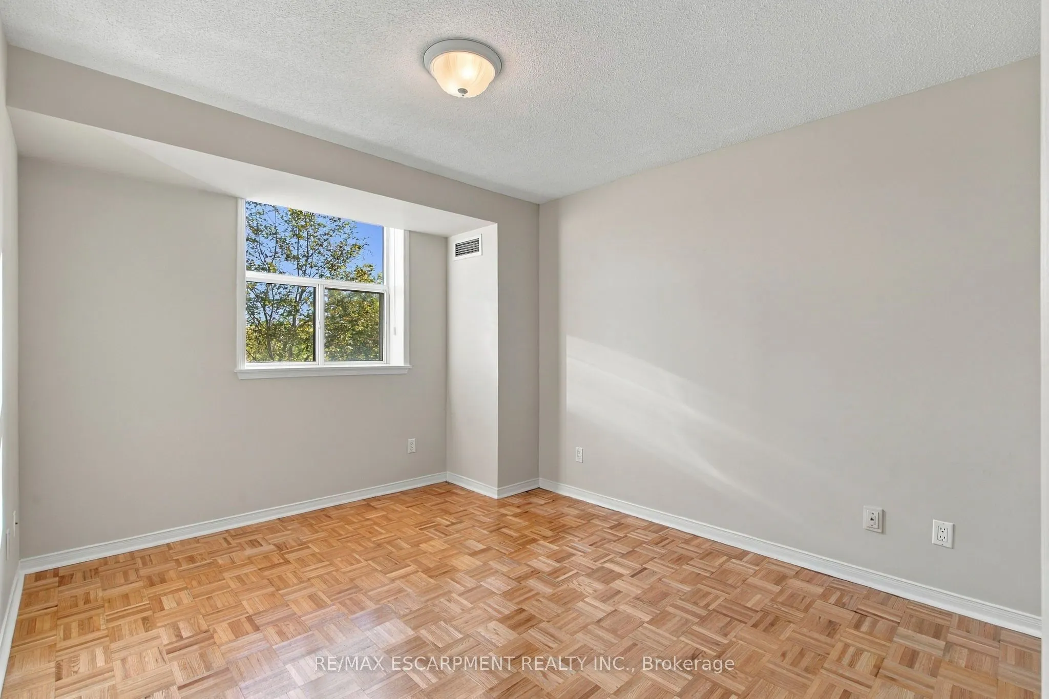 7373 Martingrove Road #223