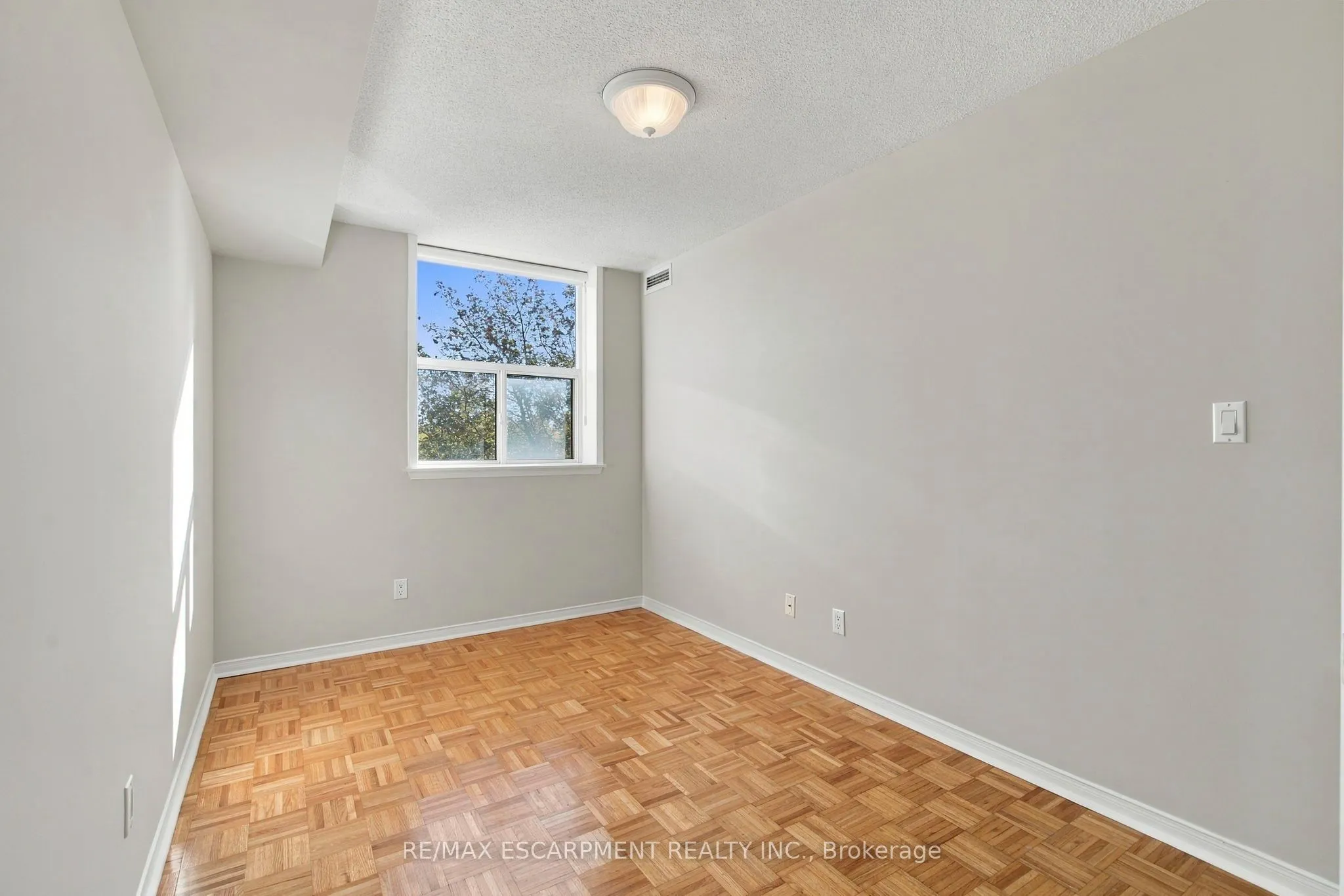 7373 Martingrove Road #223