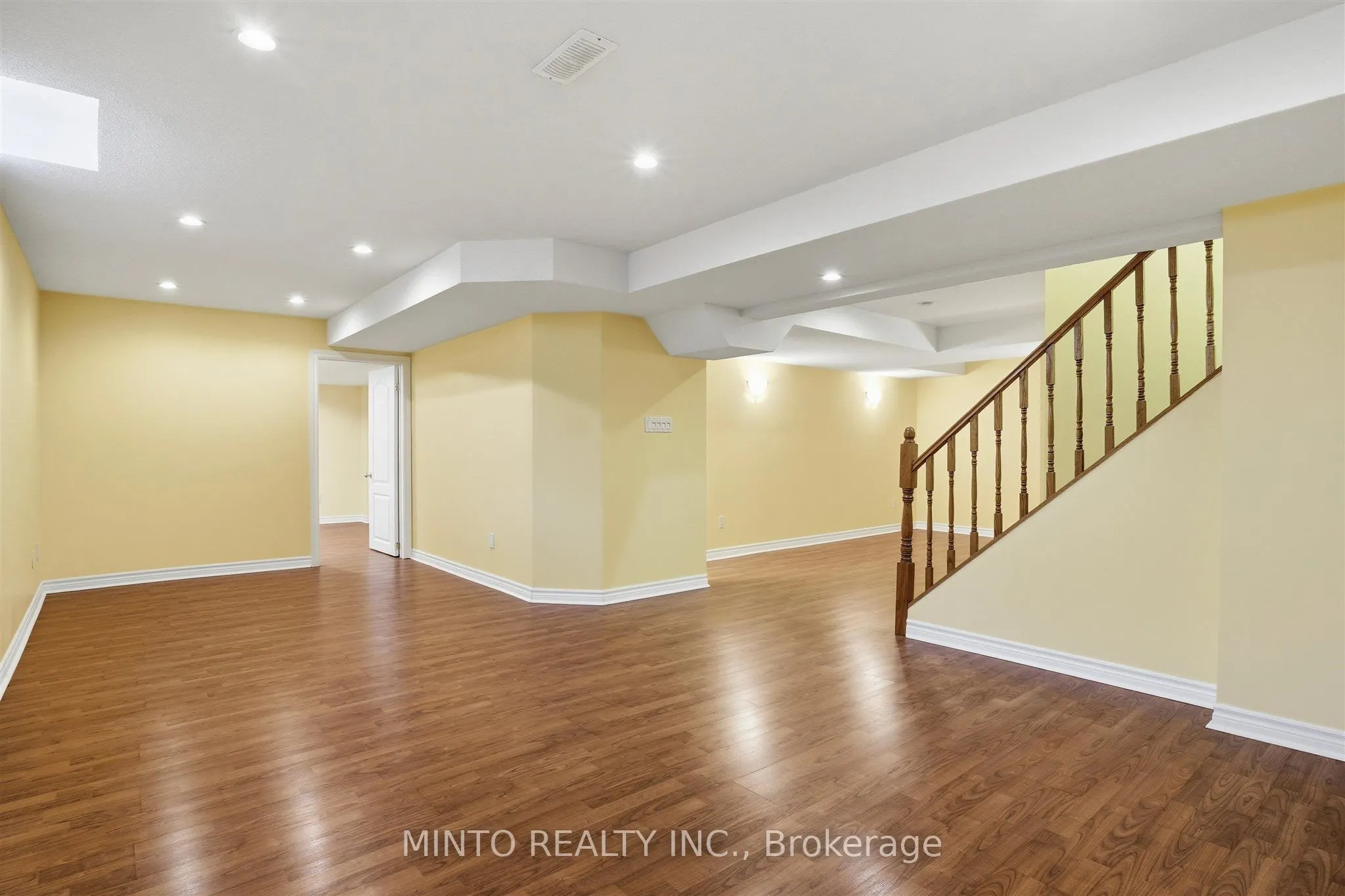 64 Willow Heights Boulevard