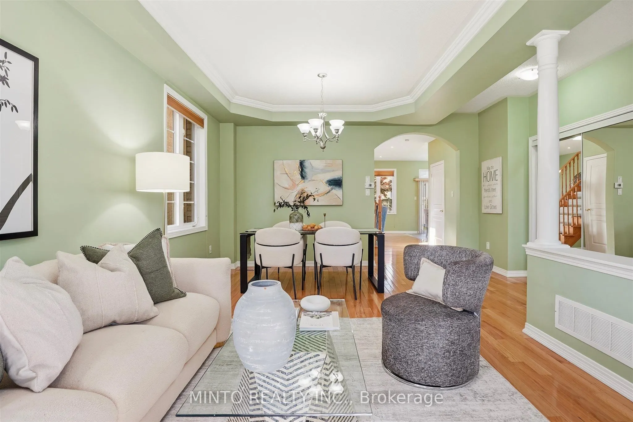 64 Willow Heights Boulevard