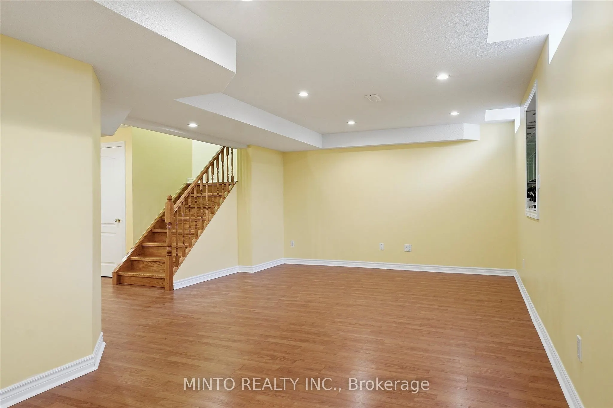 64 Willow Heights Boulevard