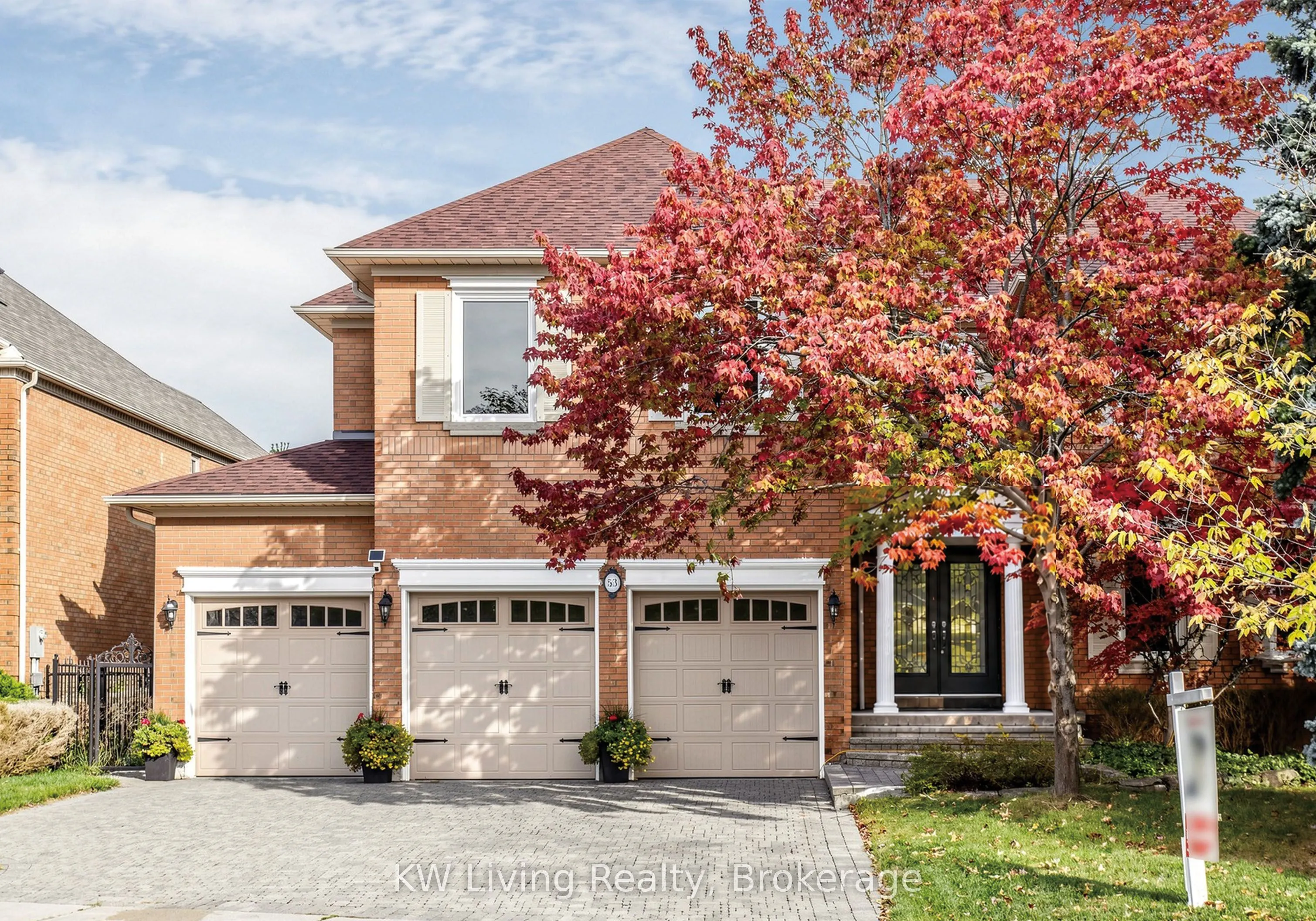 53 Brookshill Crescent