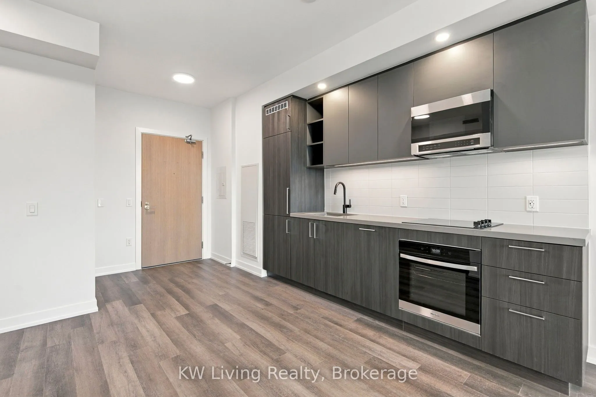 5 Meadowdale Road #1304