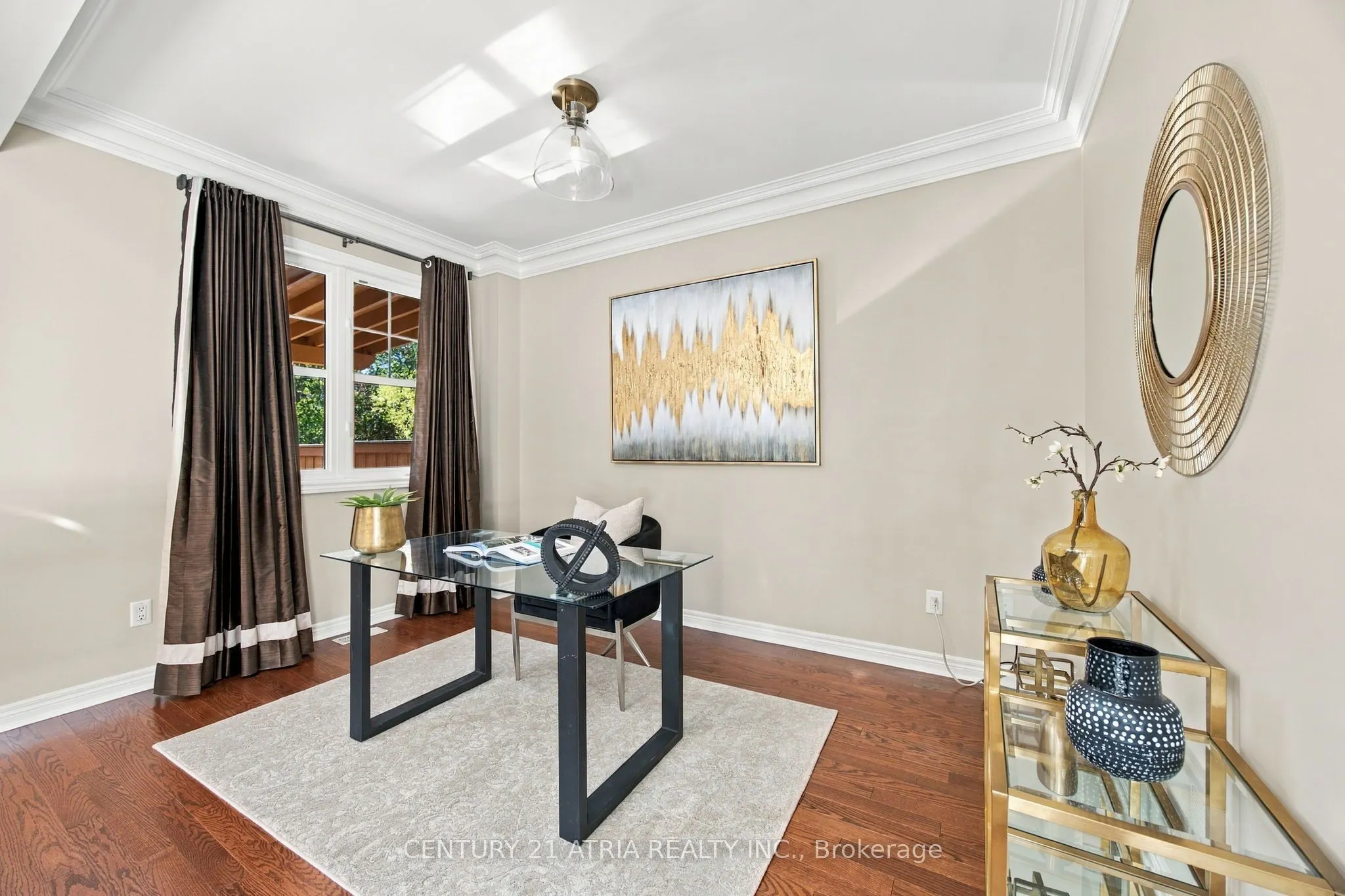 48 William Bowes Boulevard