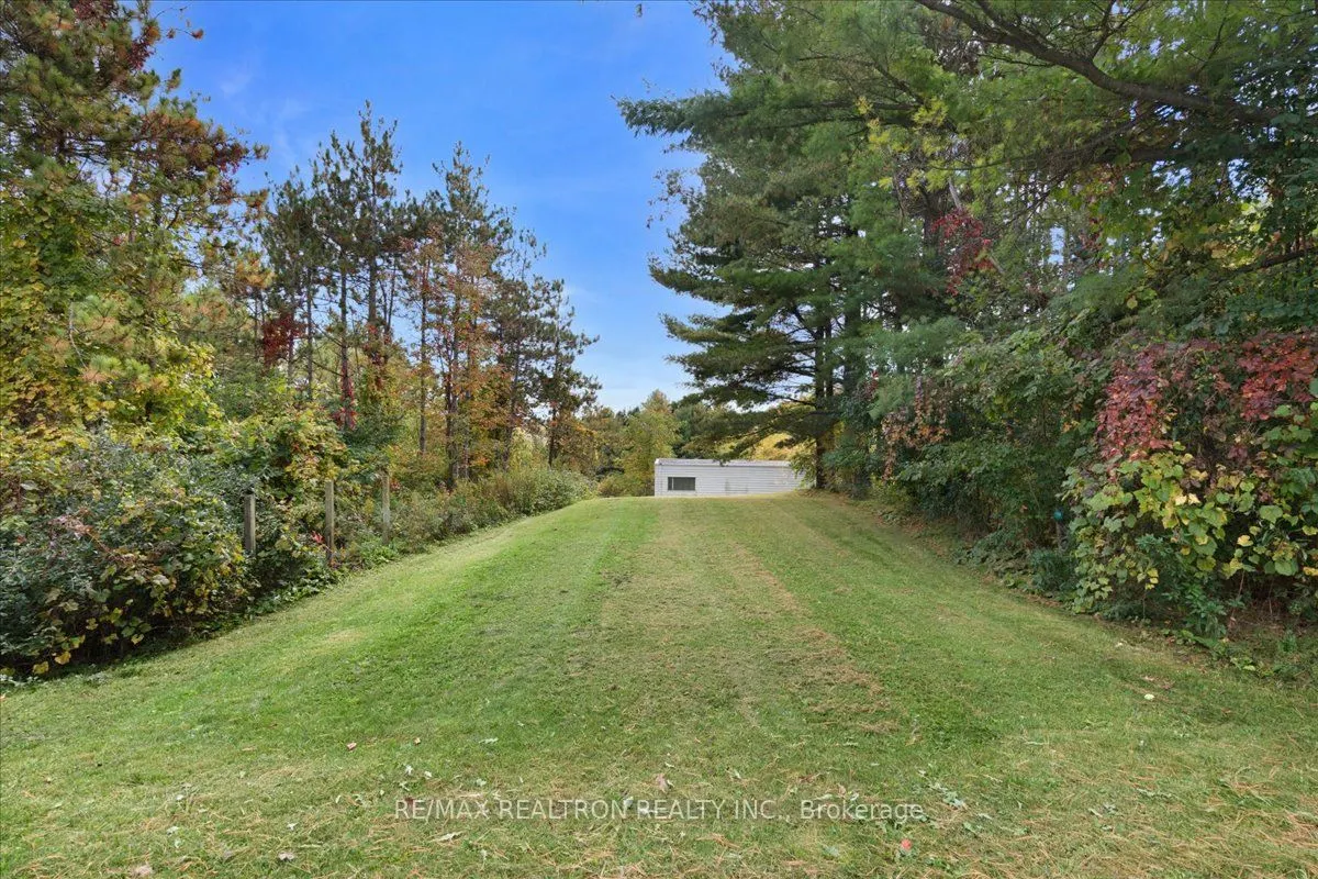 4761 9th Line