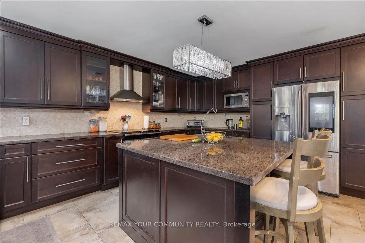76 Riverglen Drive