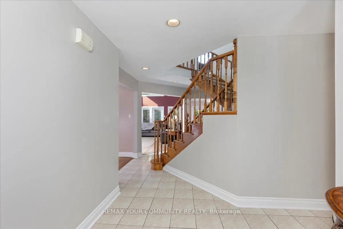 76 Riverglen Drive