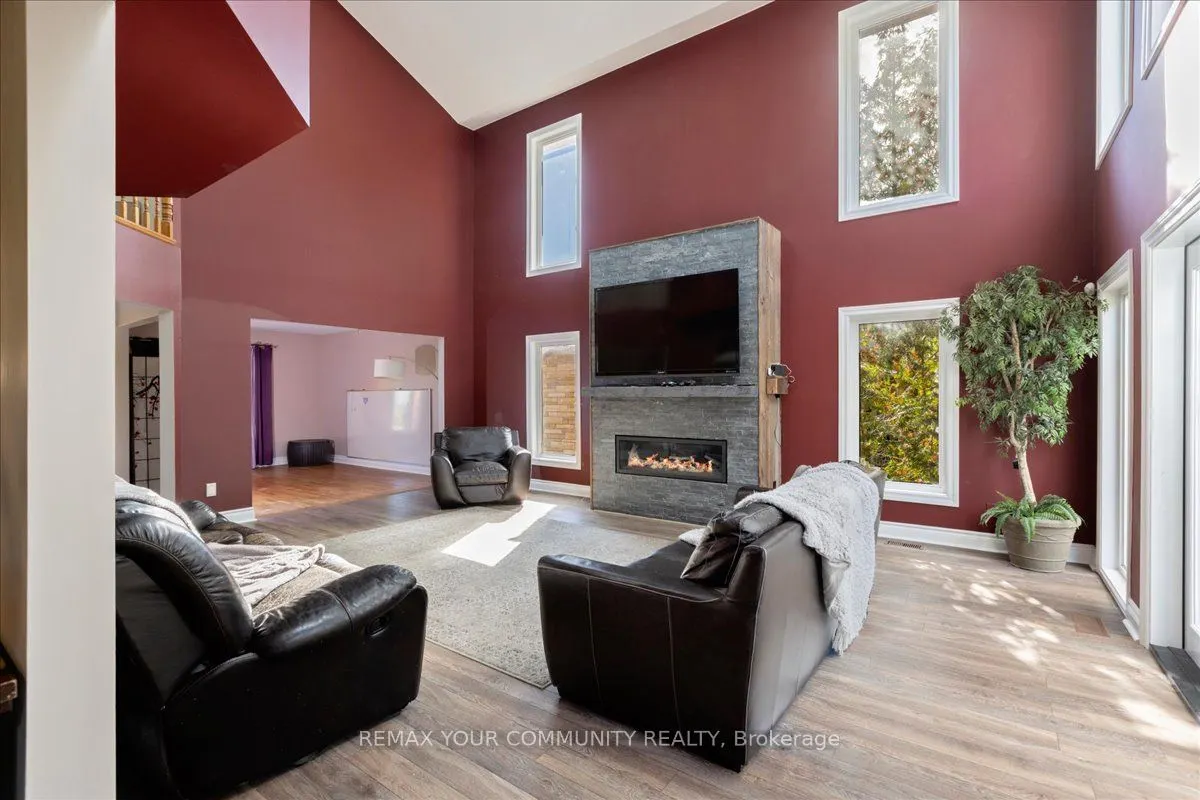 76 Riverglen Drive