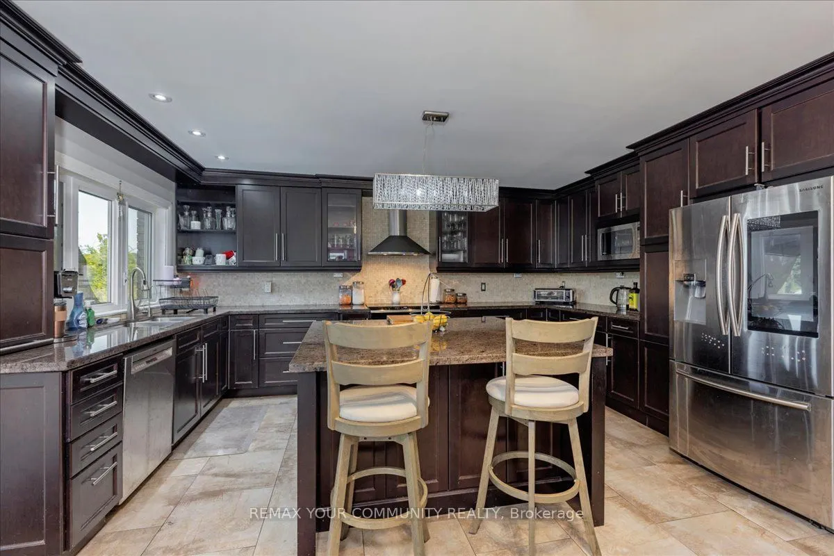 76 Riverglen Drive