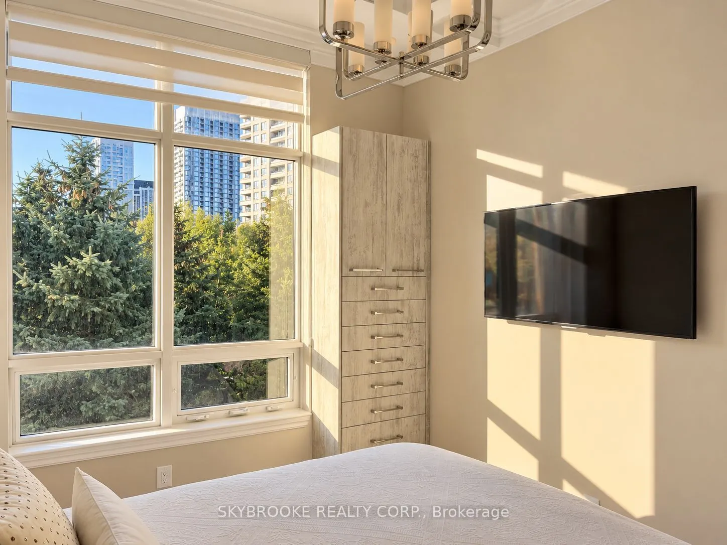 9245 Jane Street #108