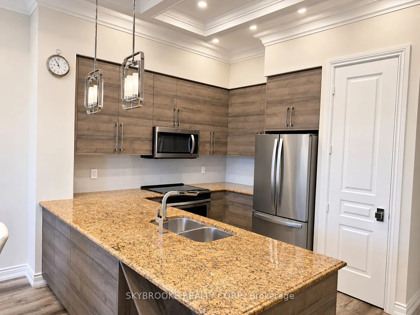 9245 Jane Street #108