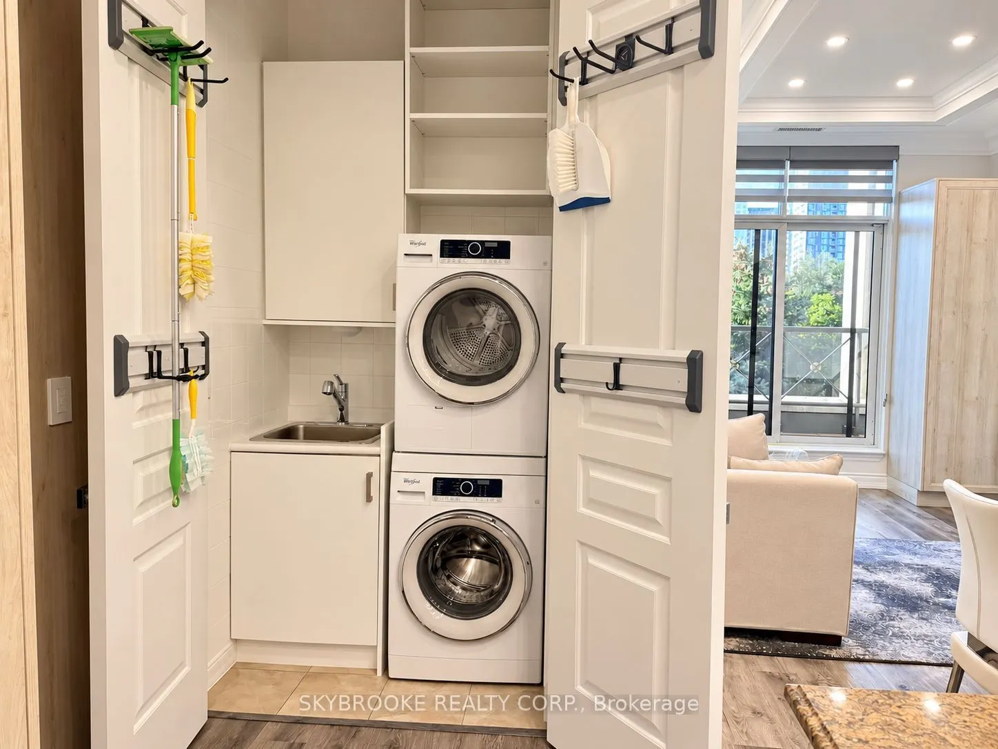 9245 Jane Street #108