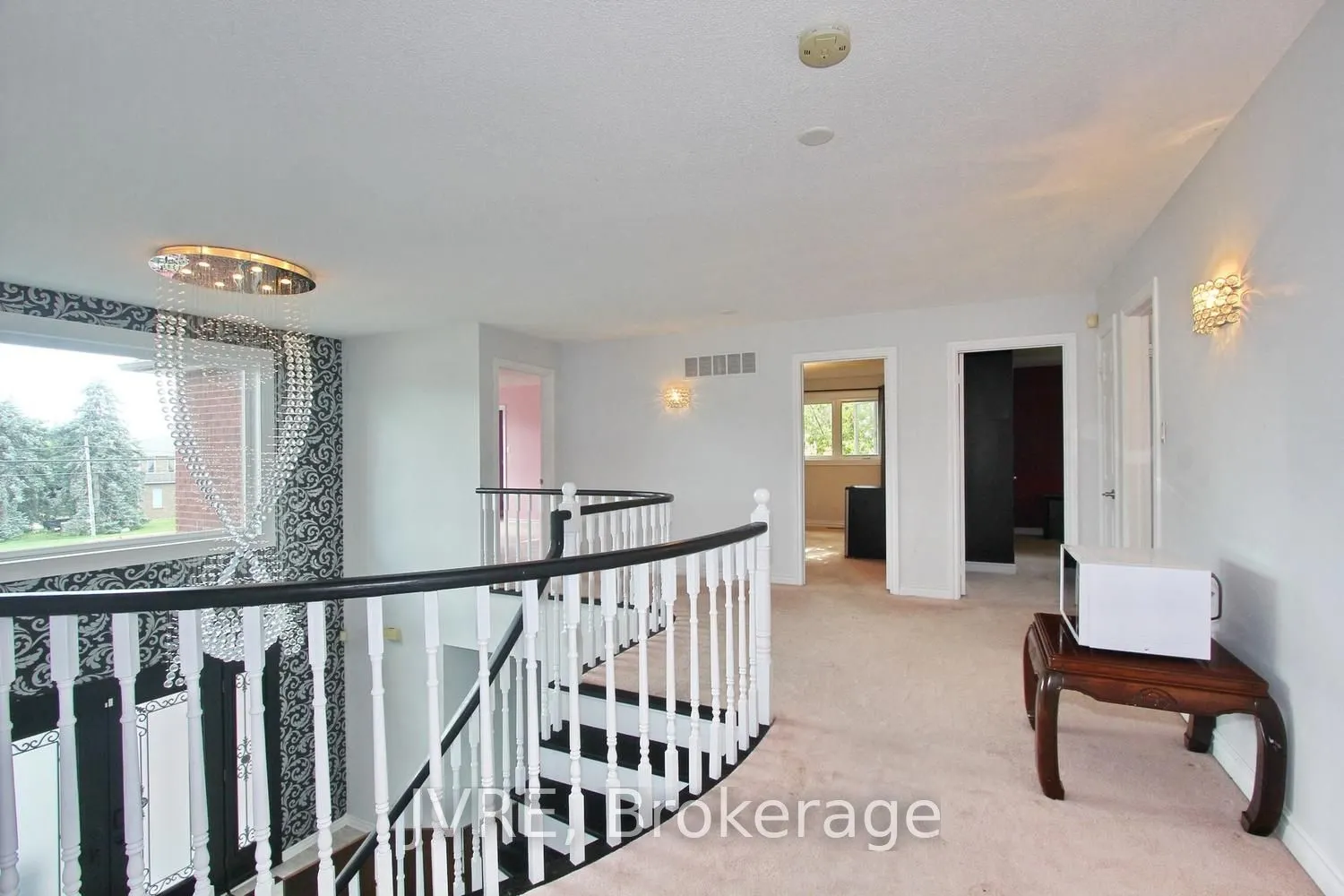 612 Elgin Mills Road W
