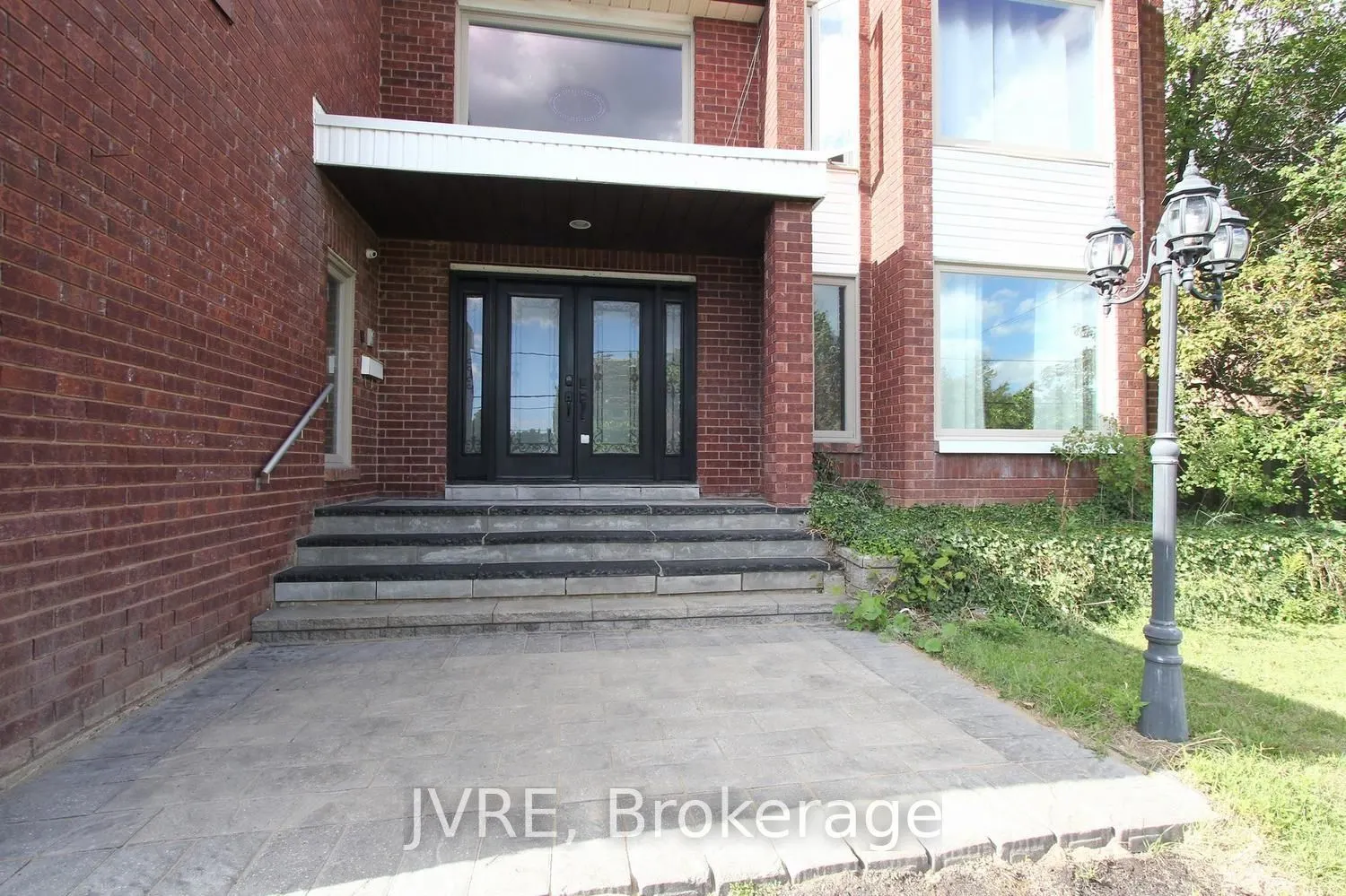 612 Elgin Mills Road W