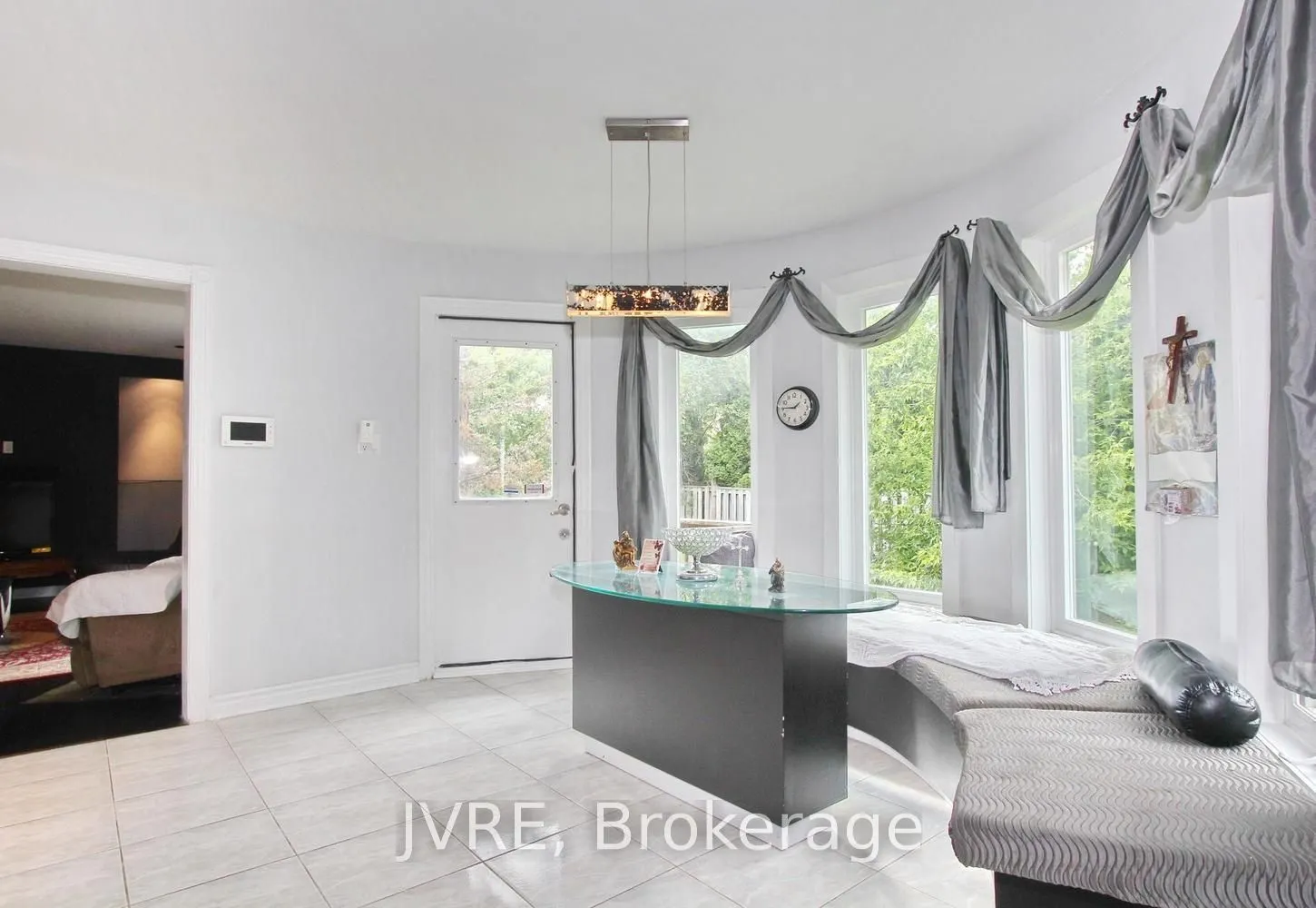 612 Elgin Mills Road W