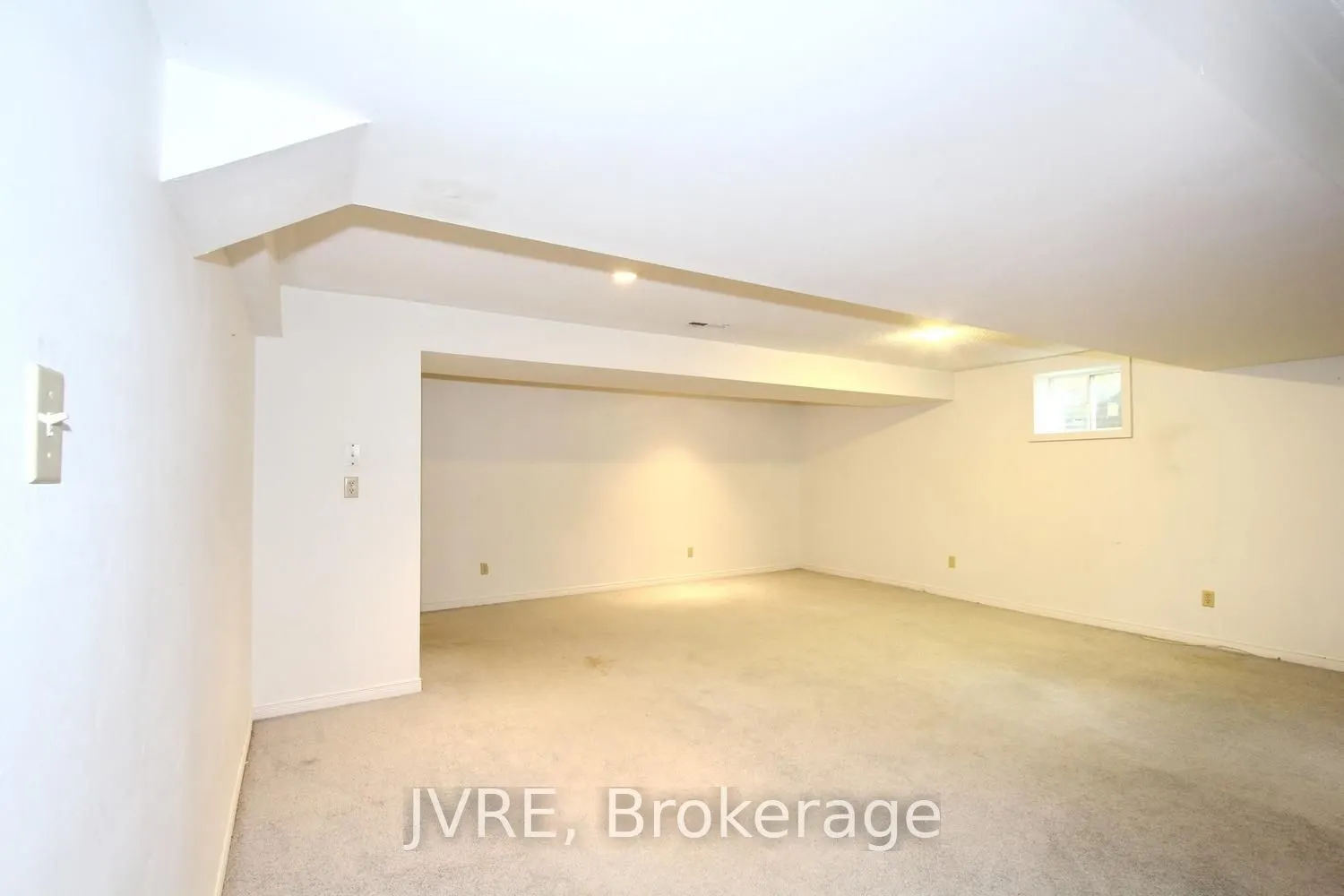 612 Elgin Mills Road W