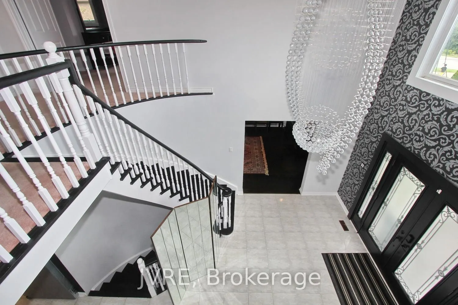 612 Elgin Mills Road W
