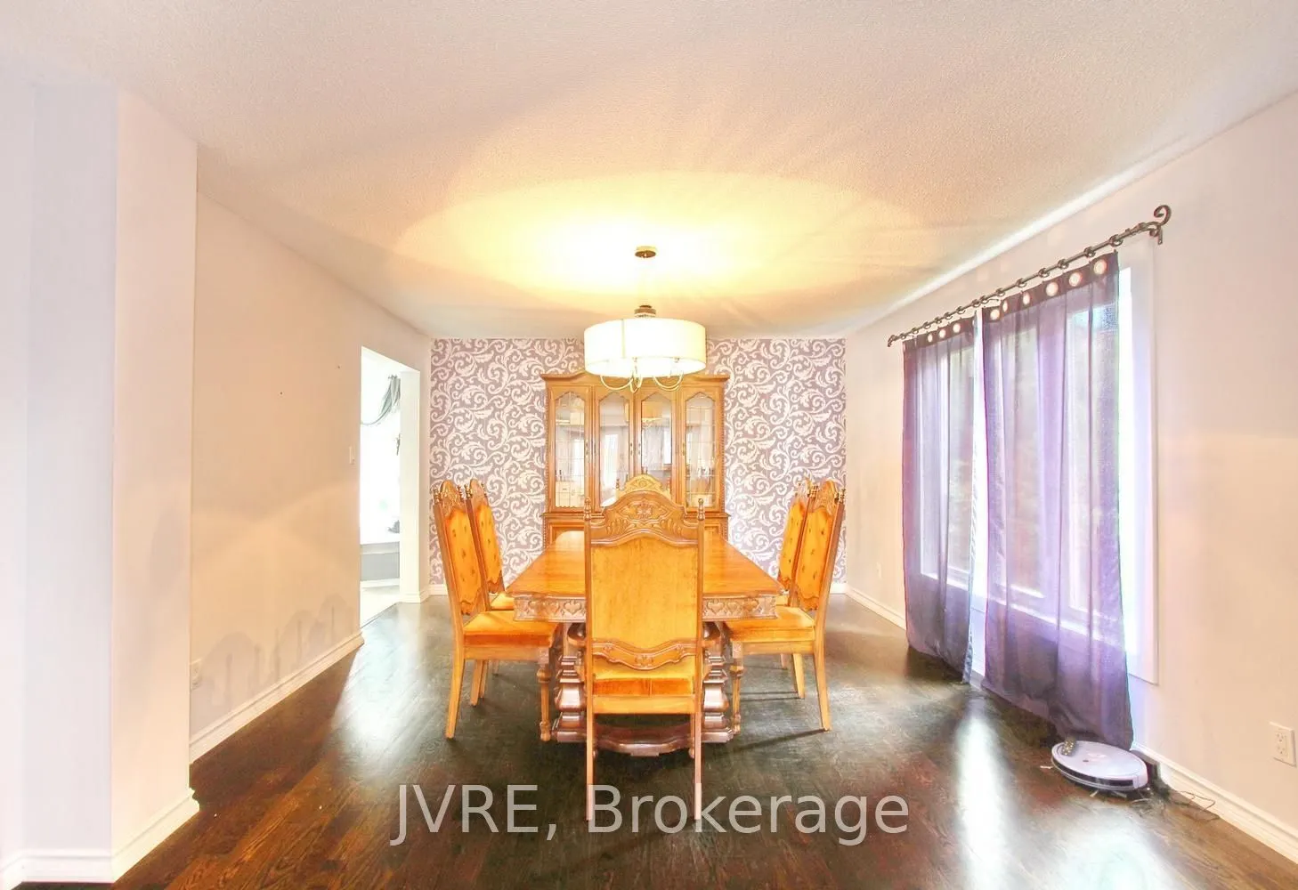612 Elgin Mills Road W