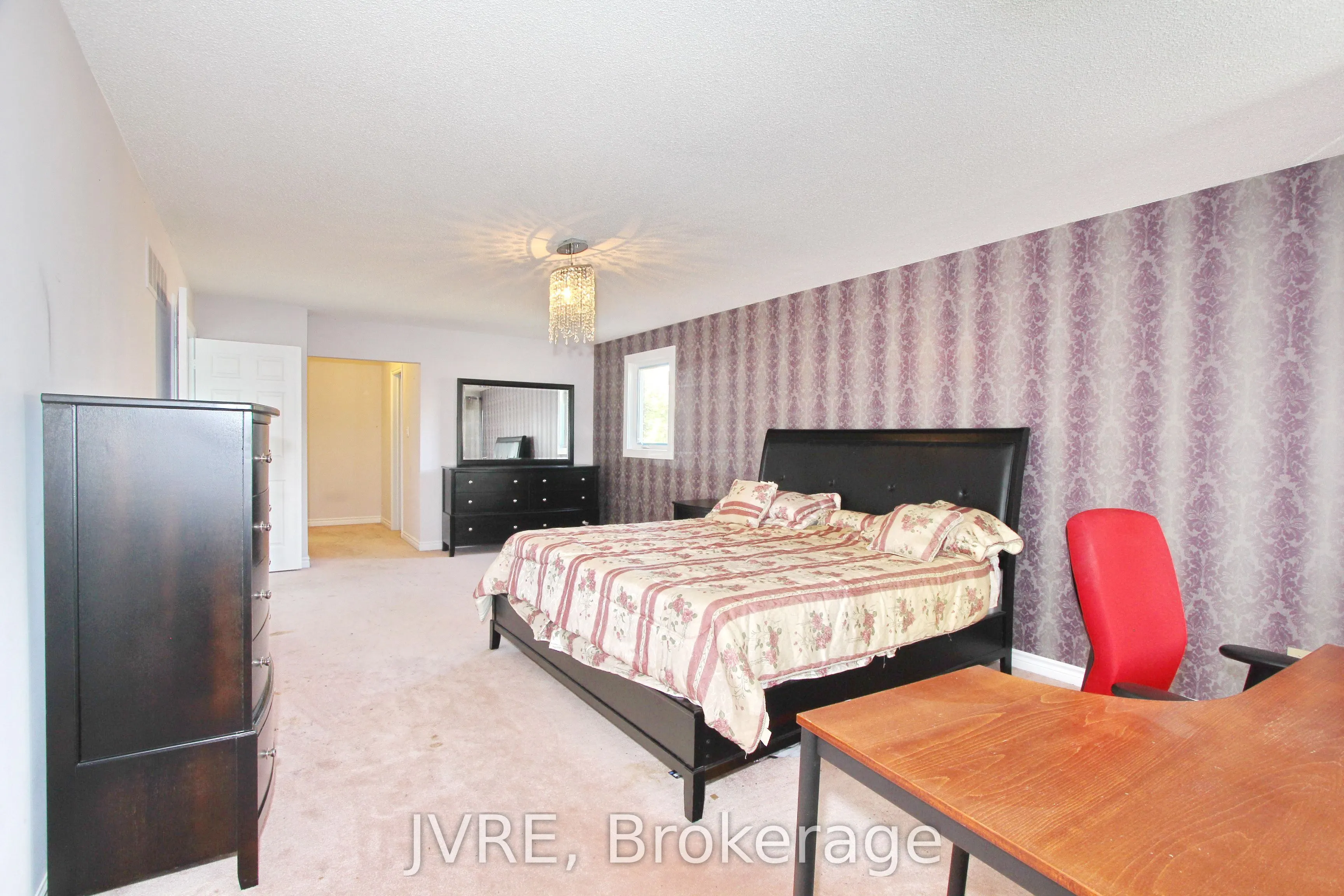 612 Elgin Mills Road W
