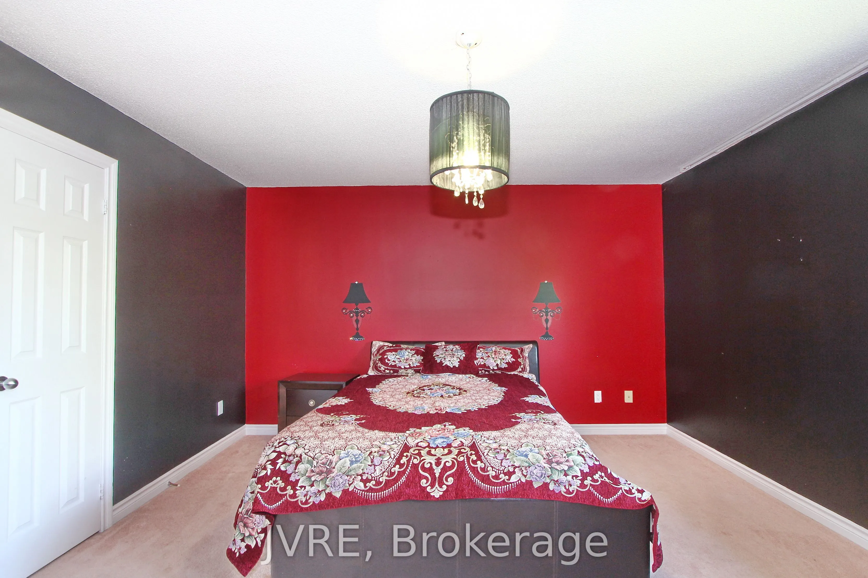 612 Elgin Mills Road W