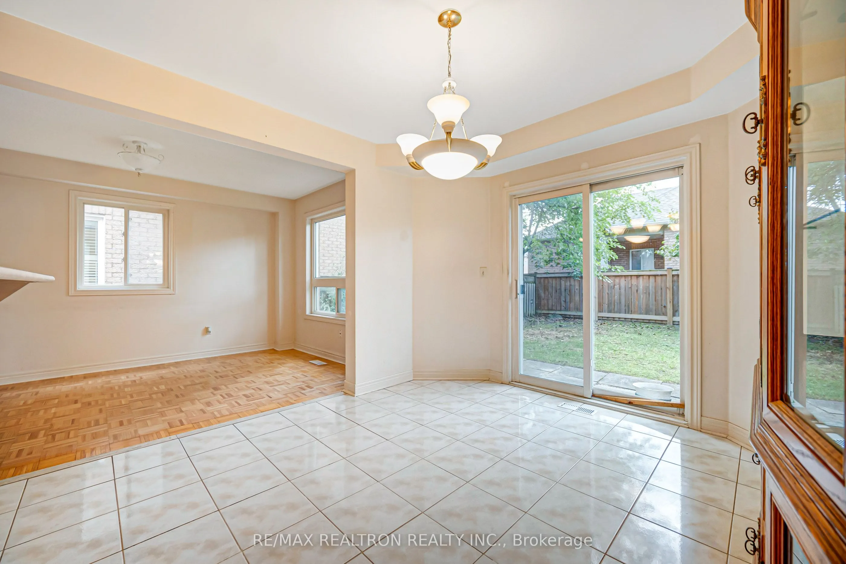 195 Kale Crescent