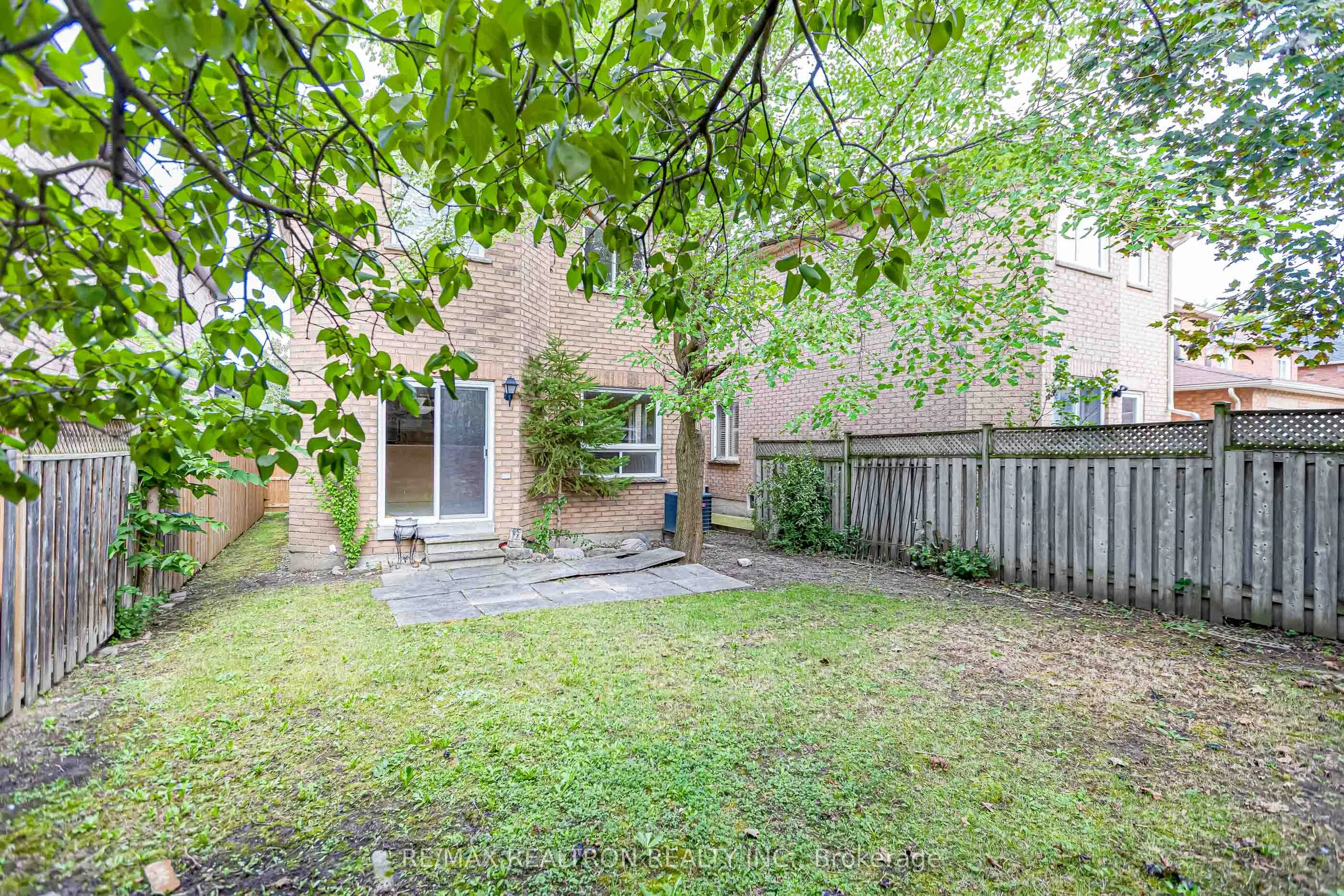 195 Kale Crescent