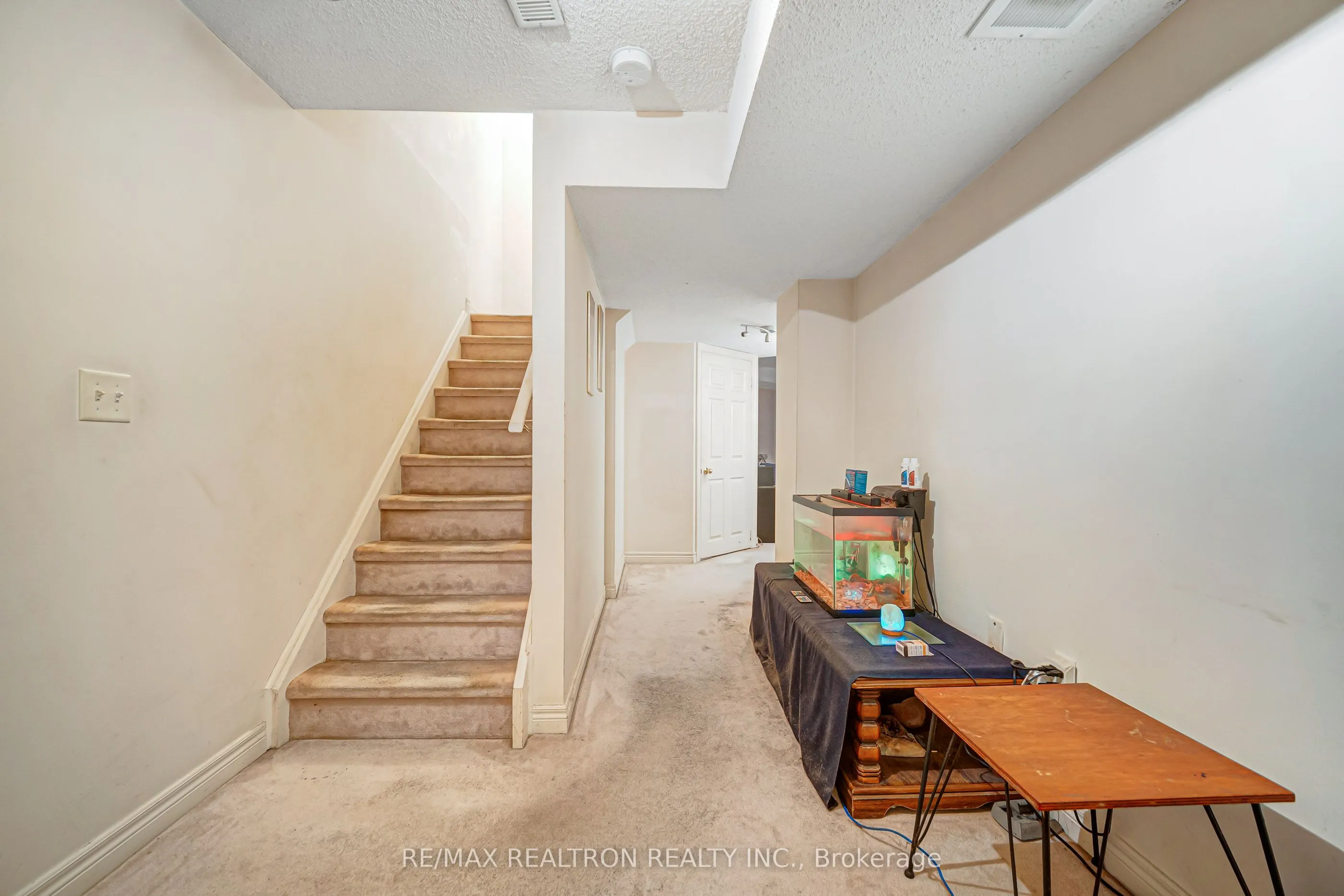 195 Kale Crescent