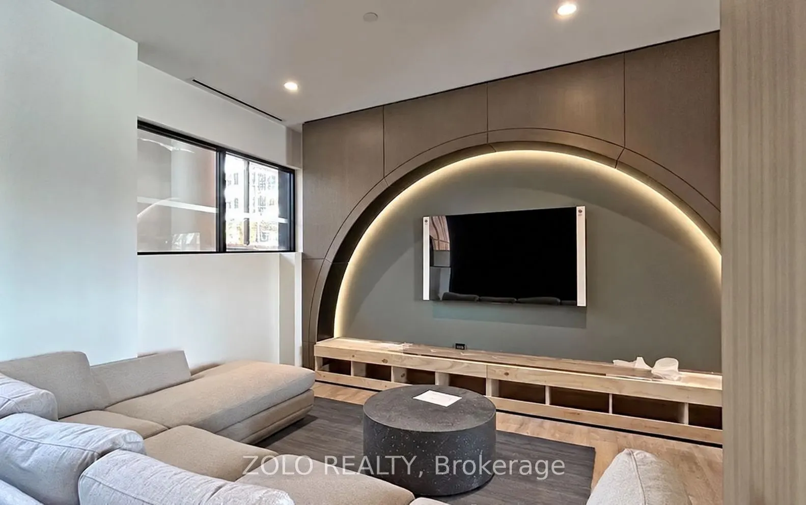 7950 Bathurst Street #1324