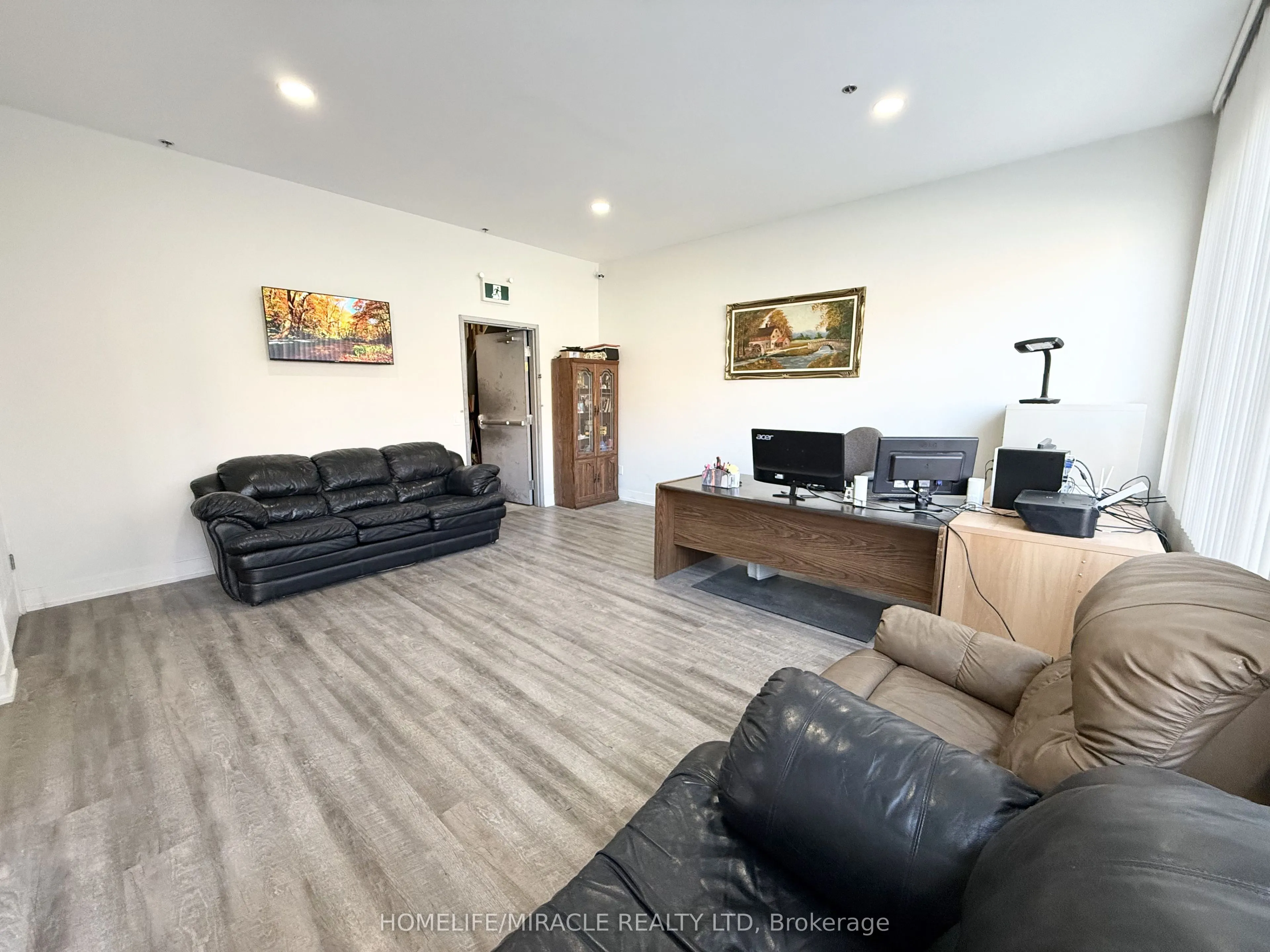 40 Pippin Road #25