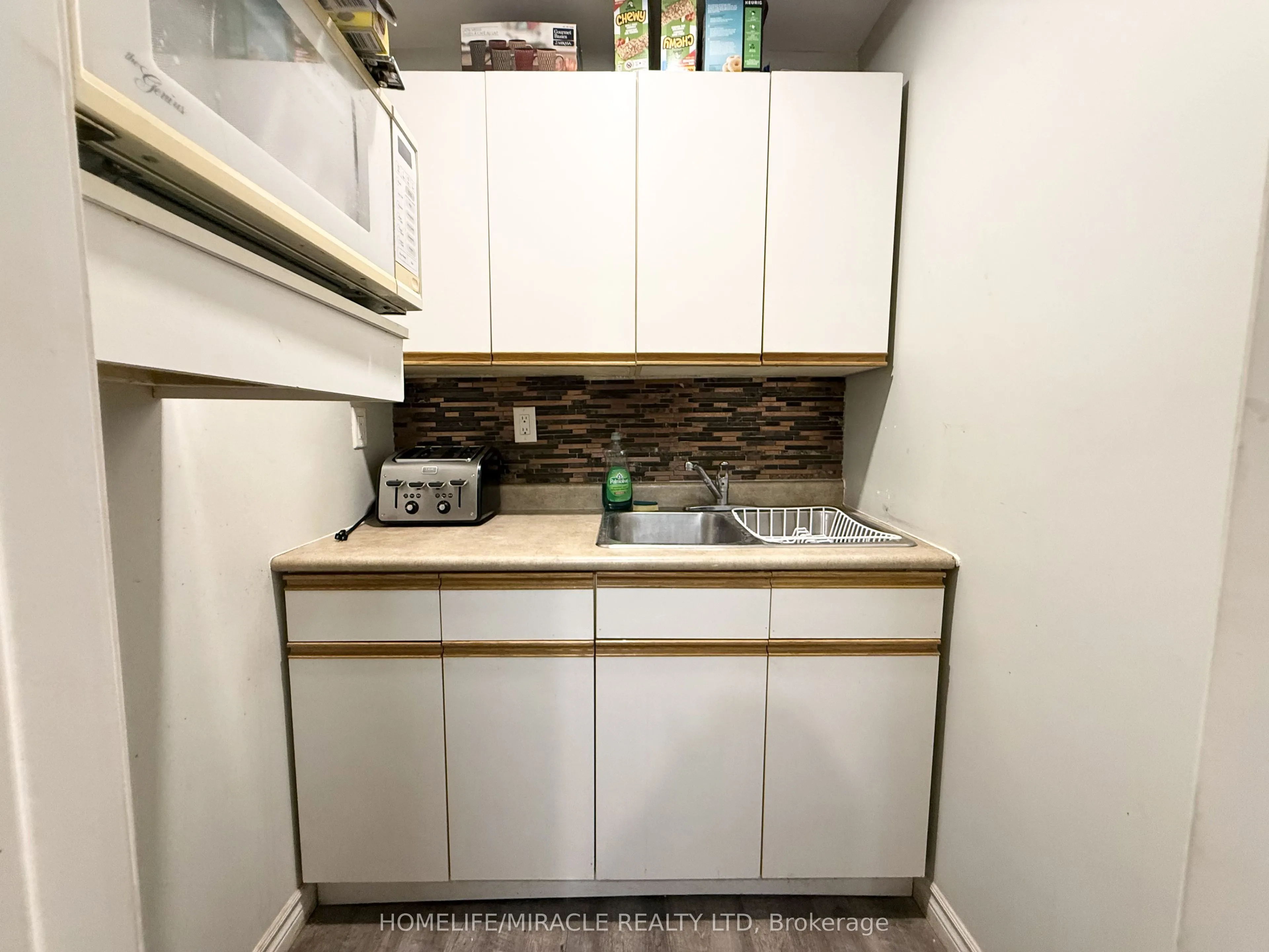 40 Pippin Road #25