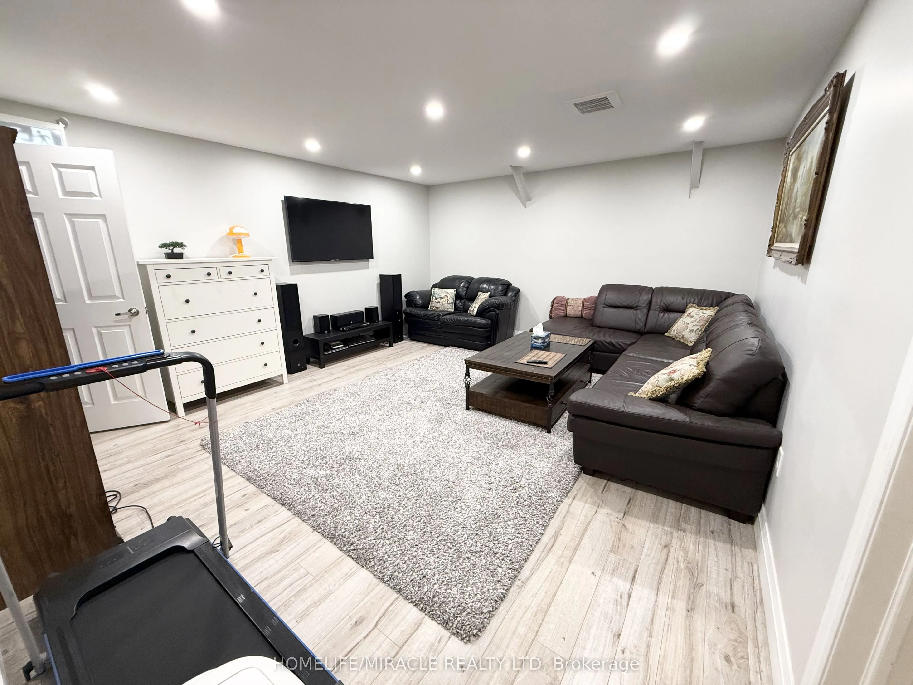 40 Pippin Road #25