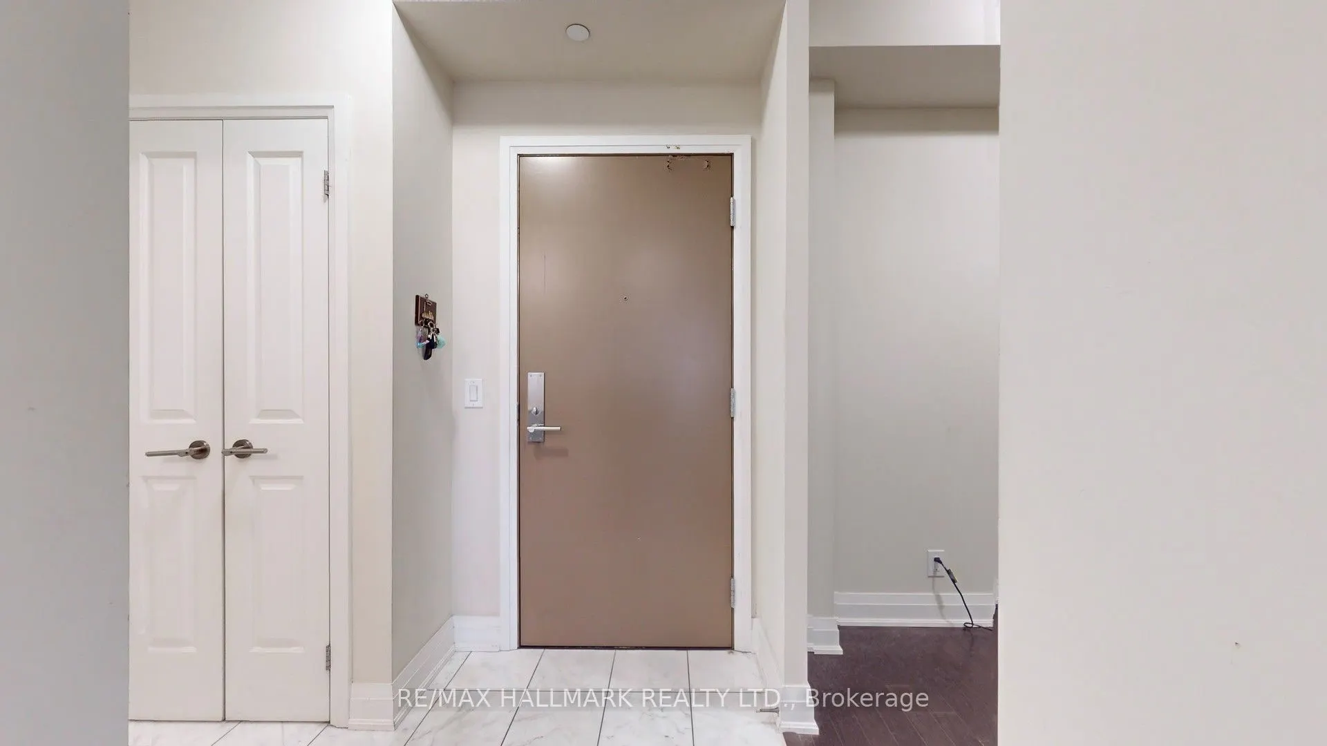 520 Steeles Avenue W #609