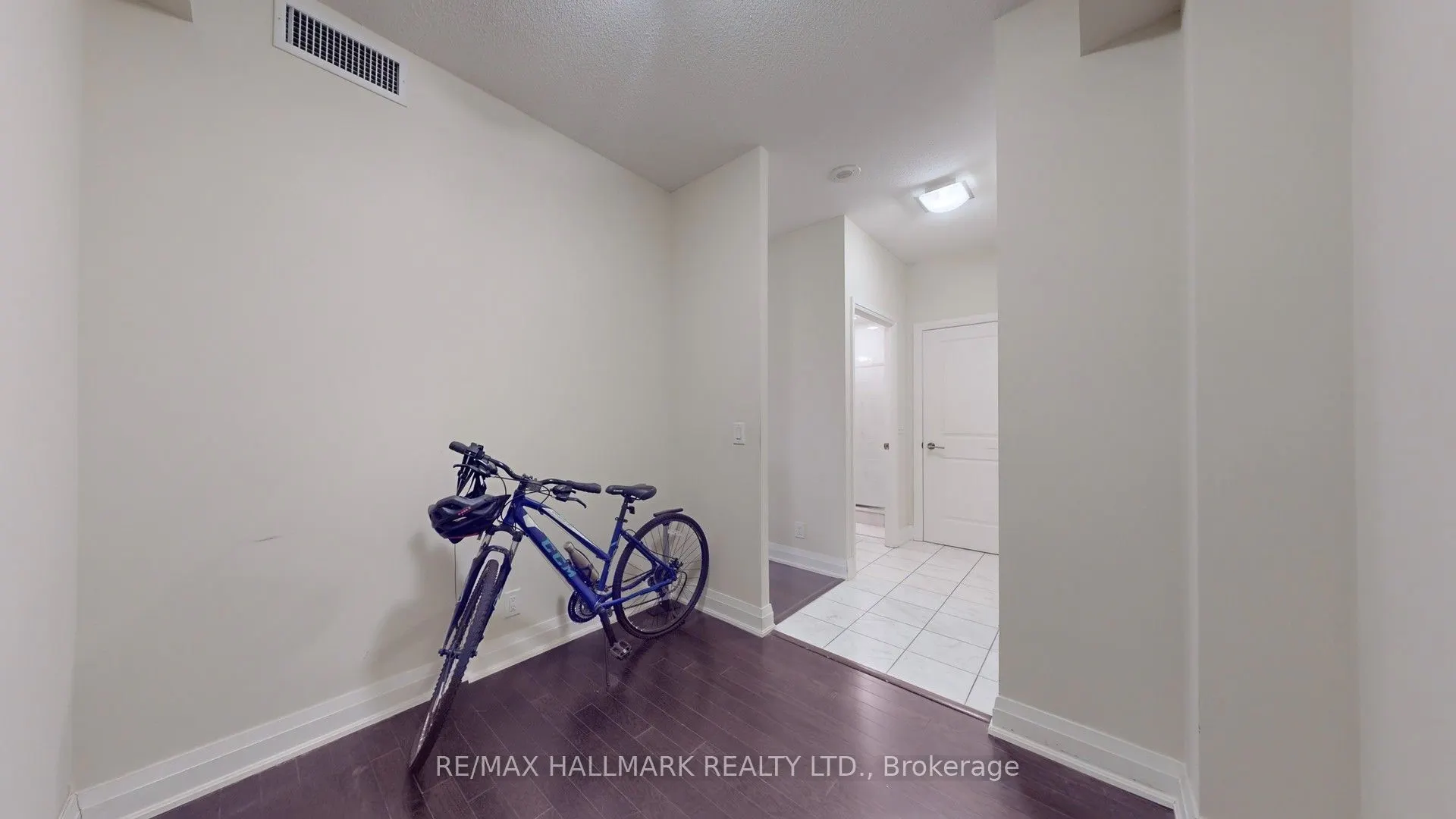 520 Steeles Avenue W #609