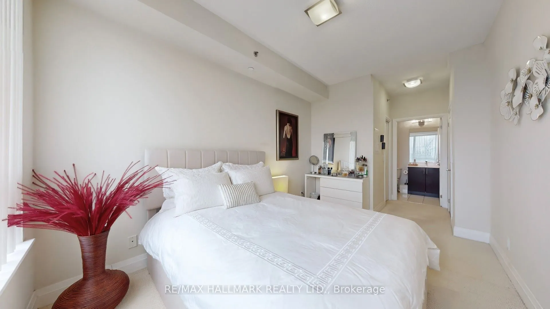 520 Steeles Avenue W #609