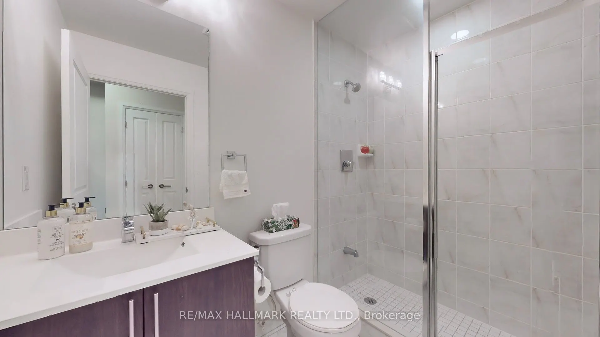 520 Steeles Avenue W #609