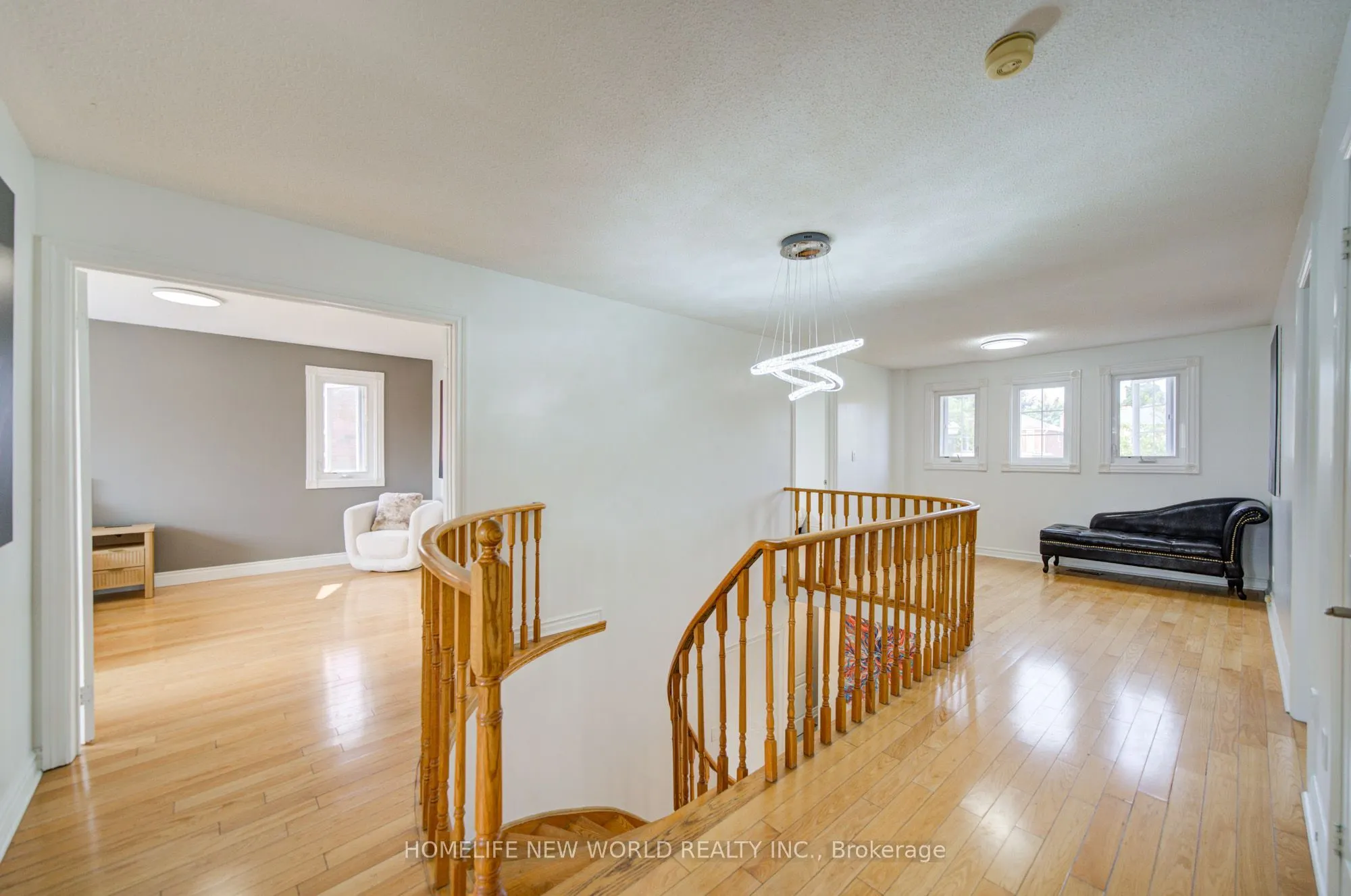 12 Bellside Drive