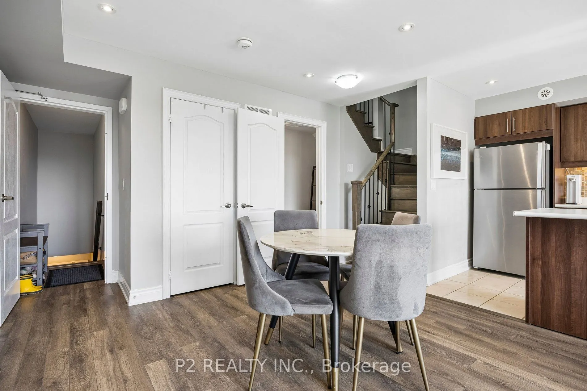 50 Dunsheath Way #608