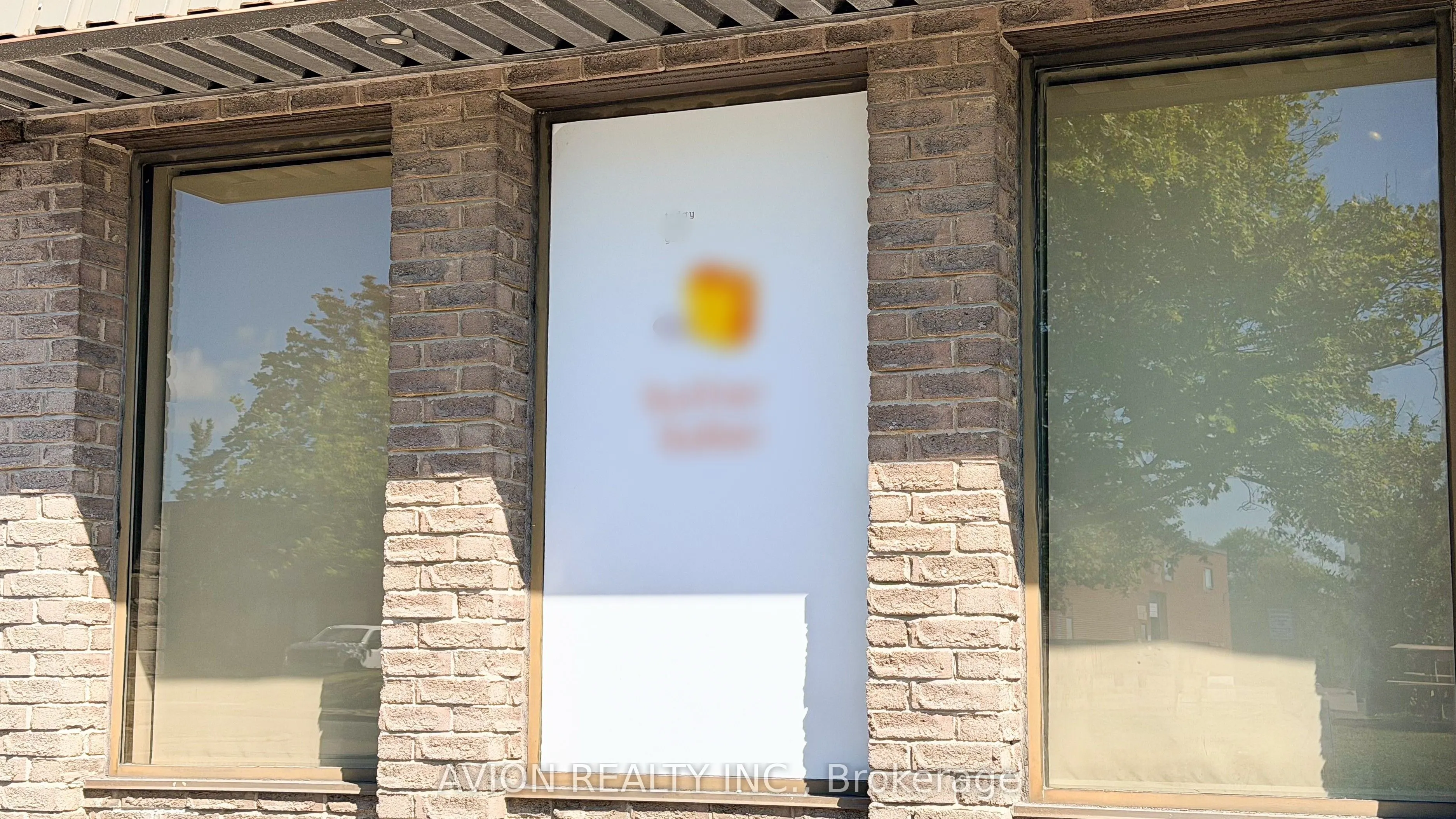 140 AMBER Street #10