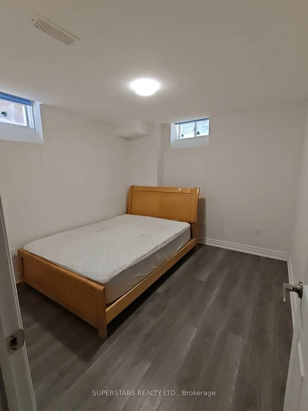 93 Jinnah Avenue #Basement